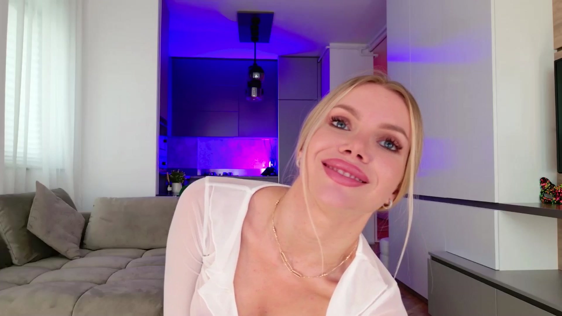 Gallery image thumbnail from YvonnaOne's myfreecams stream on, 07/16/2025, 16:14 image 10 of 20