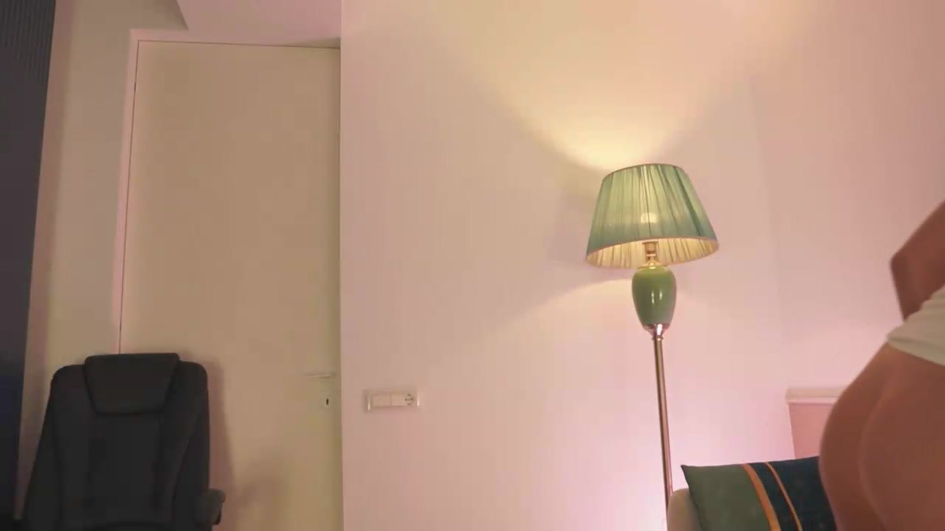 Gallery image thumbnail from YvonnaOne's myfreecams stream on, 09/02/2026, 15:46 image 17 of 20