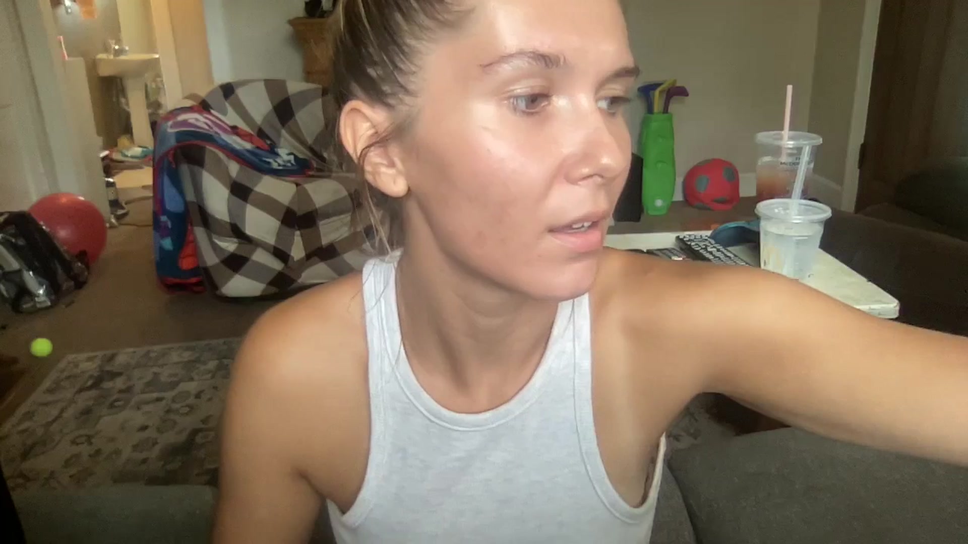 Gallery image thumbnail from ZRae420's myfreecams stream on, 09/08/2023, 15:07 image 11 of 20