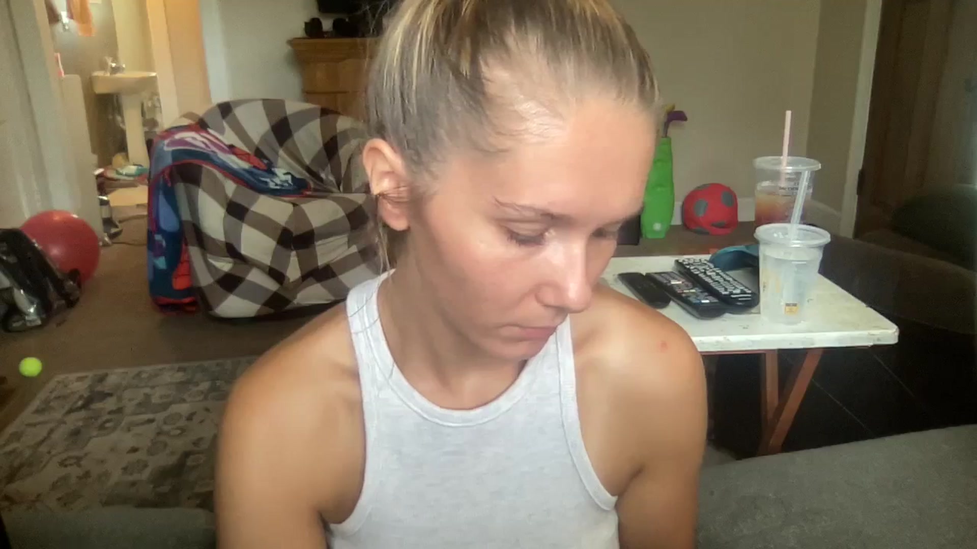 Gallery image thumbnail from ZRae420's myfreecams stream on, 09/08/2023, 15:07 image 13 of 20