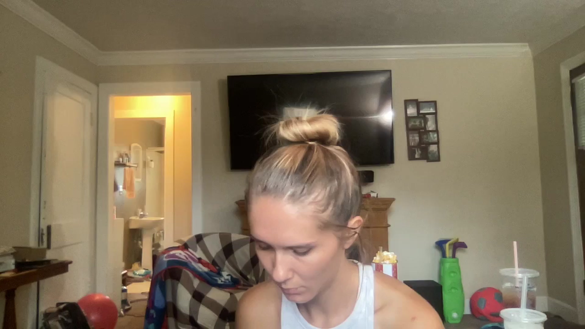 Gallery image thumbnail from ZRae420's myfreecams stream on, 09/08/2023, 15:07 image 1 of 20