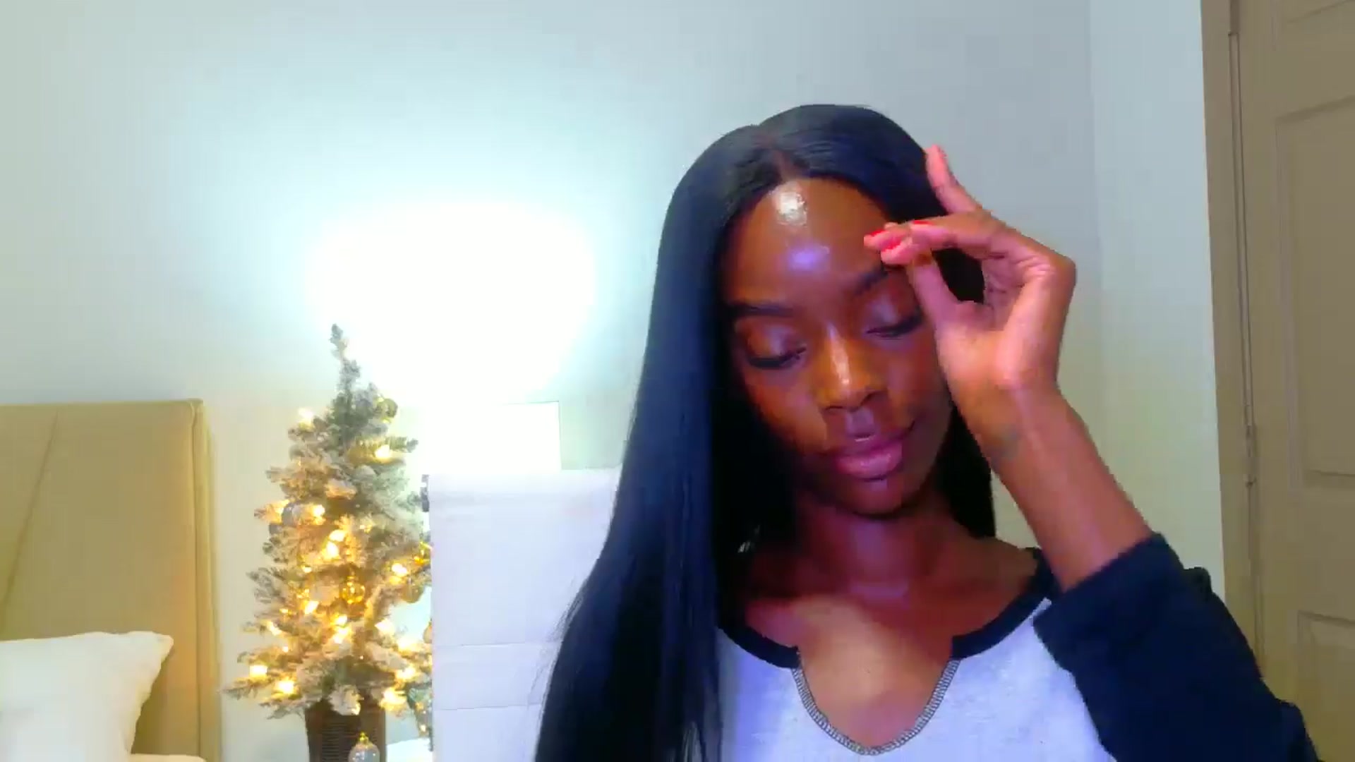 Gallery image thumbnail from Zadira's myfreecams stream on, 12/12/2024, 11:30 image 7 of 20