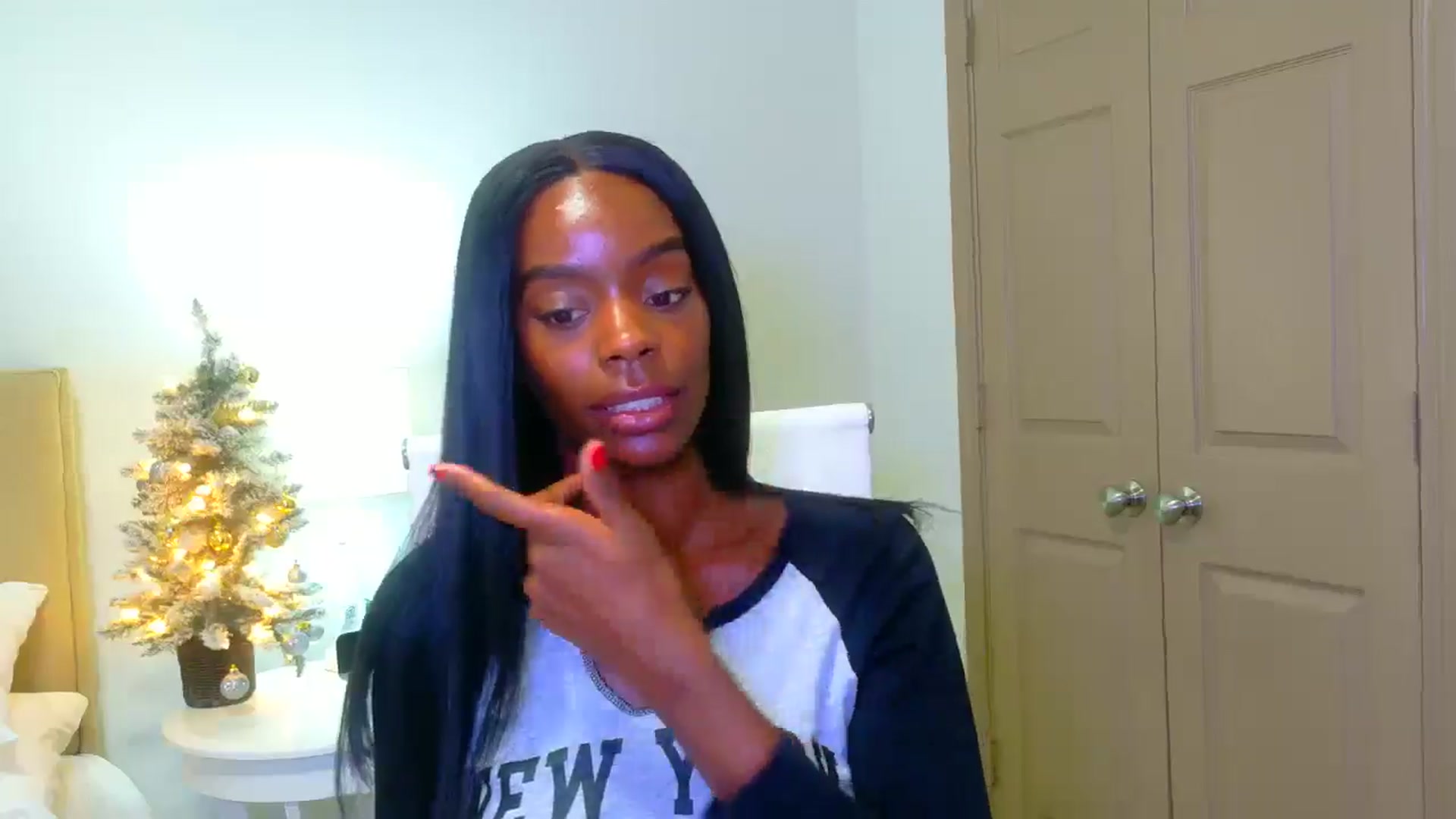 Gallery image thumbnail from Zadira's myfreecams stream on, 12/12/2024, 13:54 image 4 of 20