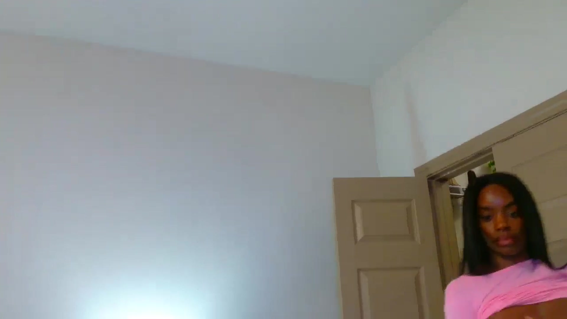 Gallery image thumbnail from Zadira's myfreecams stream on, 12/13/2024, 09:15 image 11 of 20