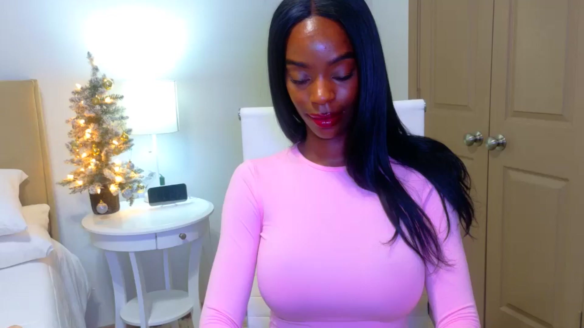 Gallery image thumbnail from Zadira's myfreecams stream on, 12/13/2024, 10:49 image 9 of 20