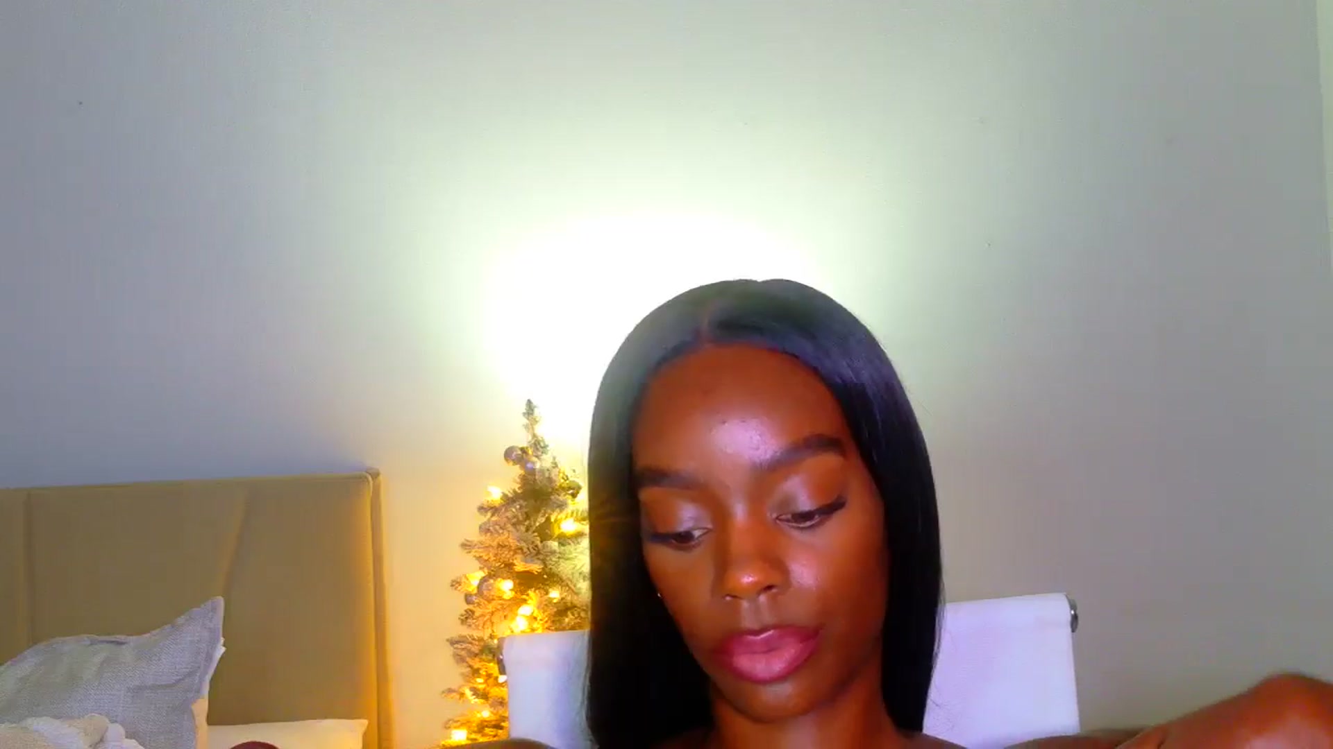 Gallery image thumbnail from Zadira's myfreecams stream on, 12/20/2024, 12:11 image 3 of 20