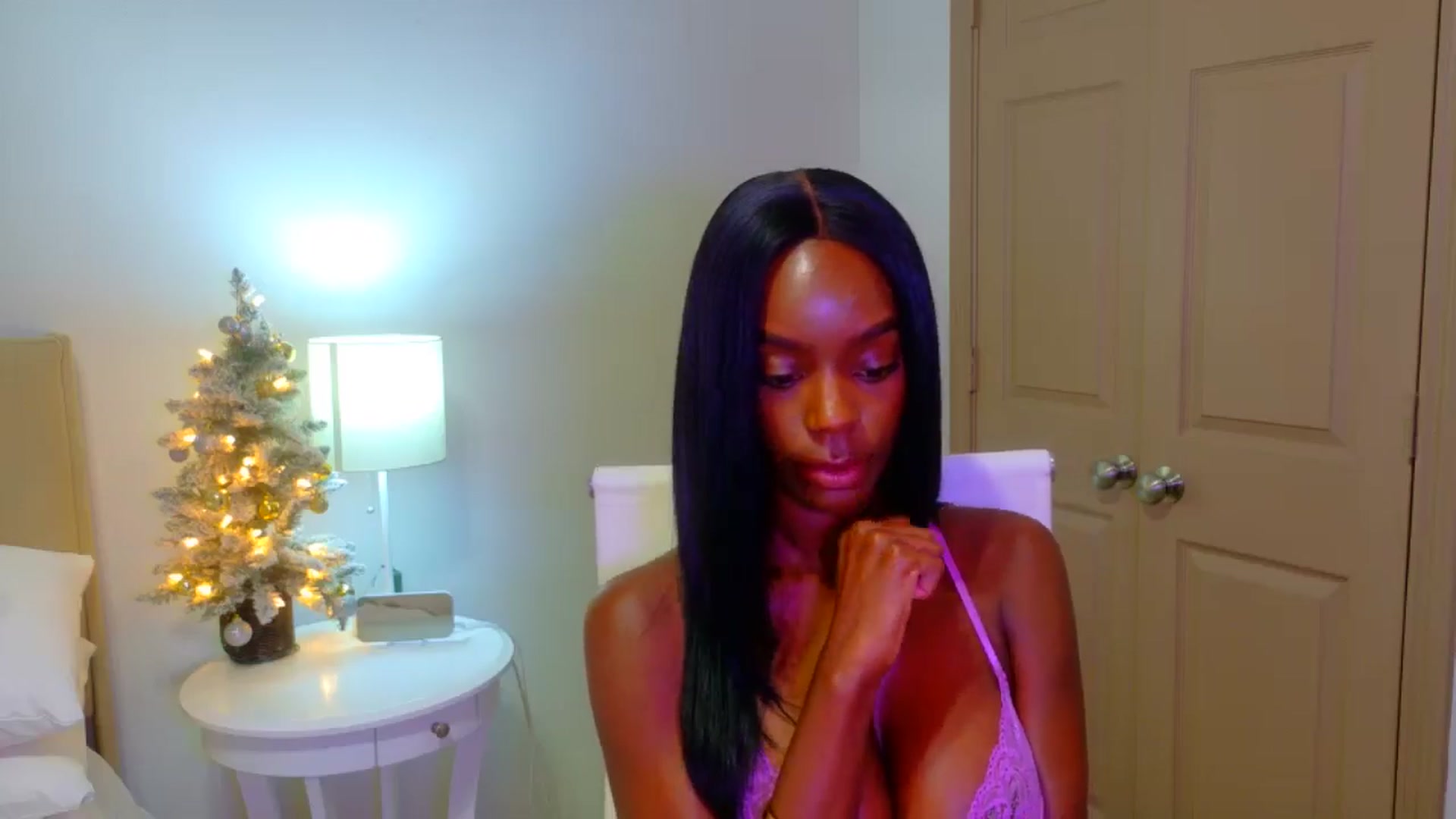 Gallery image thumbnail from Zadira's myfreecams stream on, 12/27/2024, 11:28 image 13 of 20