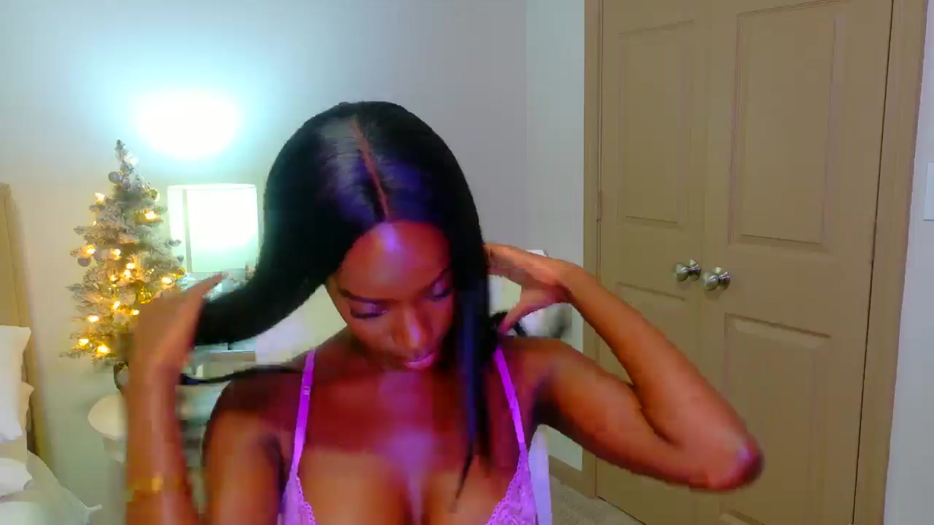 Gallery image thumbnail from Zadira's myfreecams stream on, 12/27/2024, 12:13 image 3 of 20