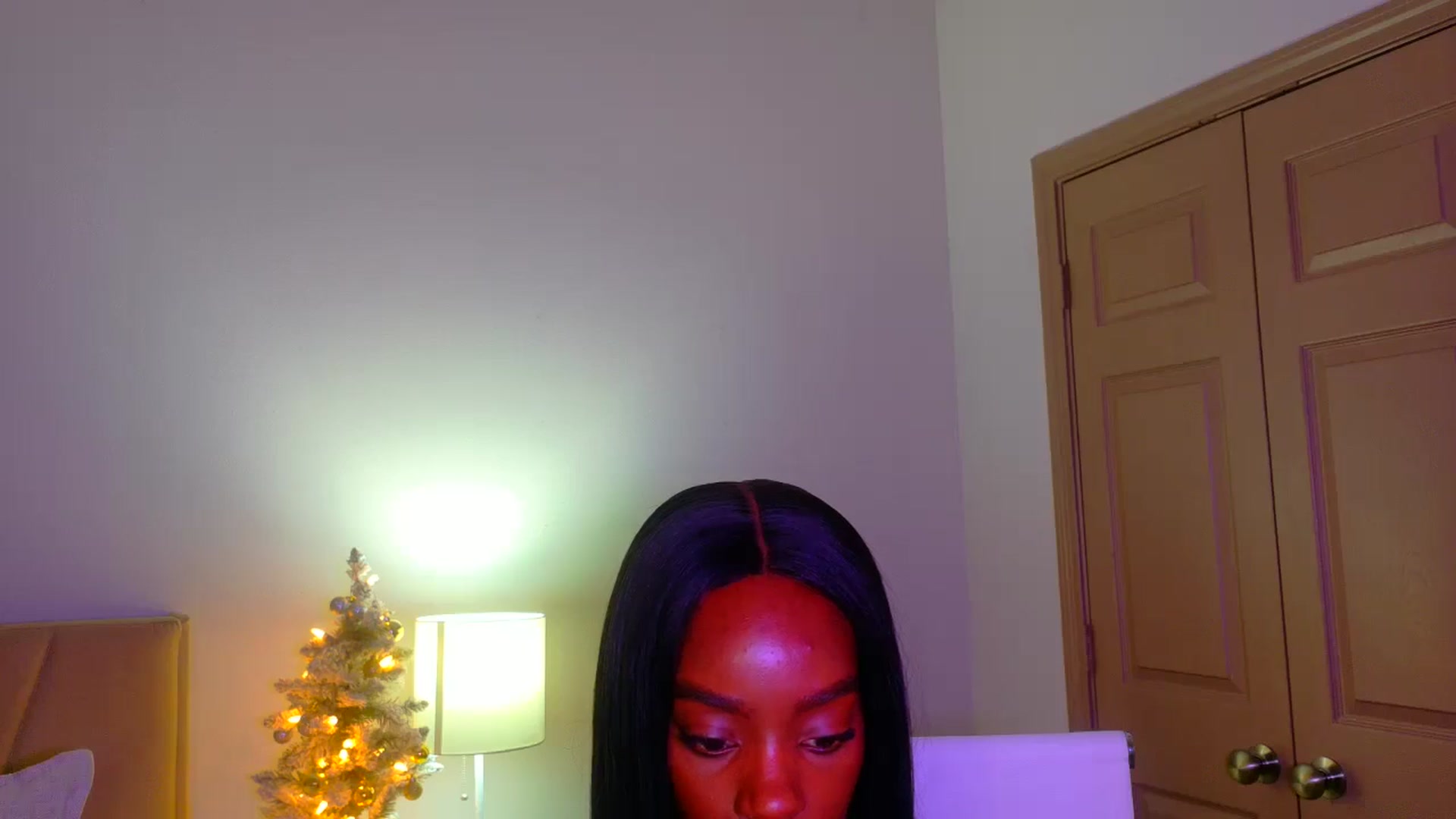 Gallery image thumbnail from Zadira's myfreecams stream on, 12/28/2024, 13:22 image 16 of 20