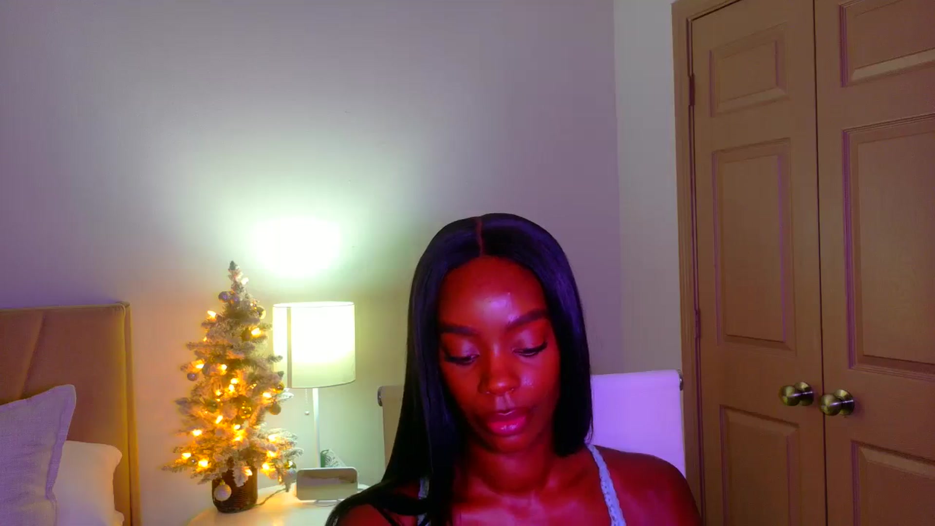 Gallery image thumbnail from Zadira's myfreecams stream on, 12/28/2024, 13:22 image 20 of 20
