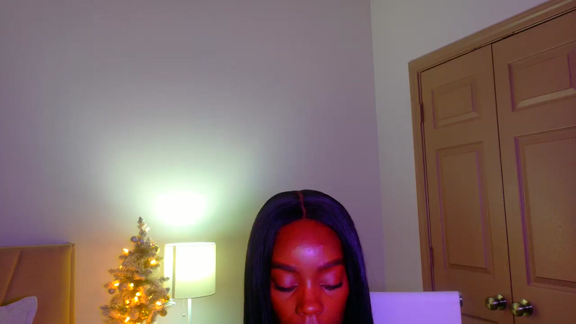 Gallery image thumbnail from Zadira's myfreecams stream on, 12/28/2024, 13:22 image 15 of 20