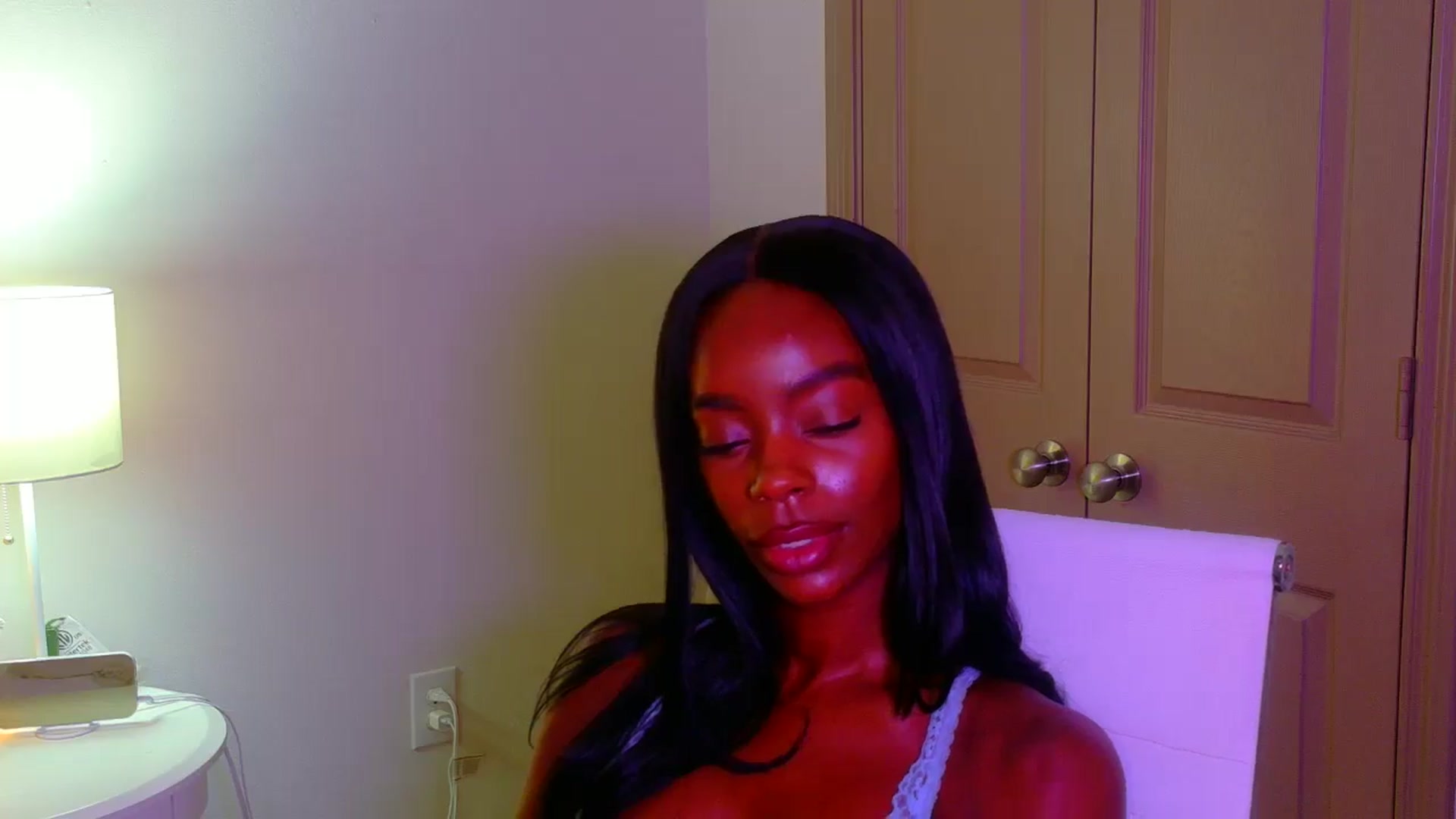 Gallery image thumbnail from Zadira's myfreecams stream on, 12/28/2024, 13:57 image 7 of 20
