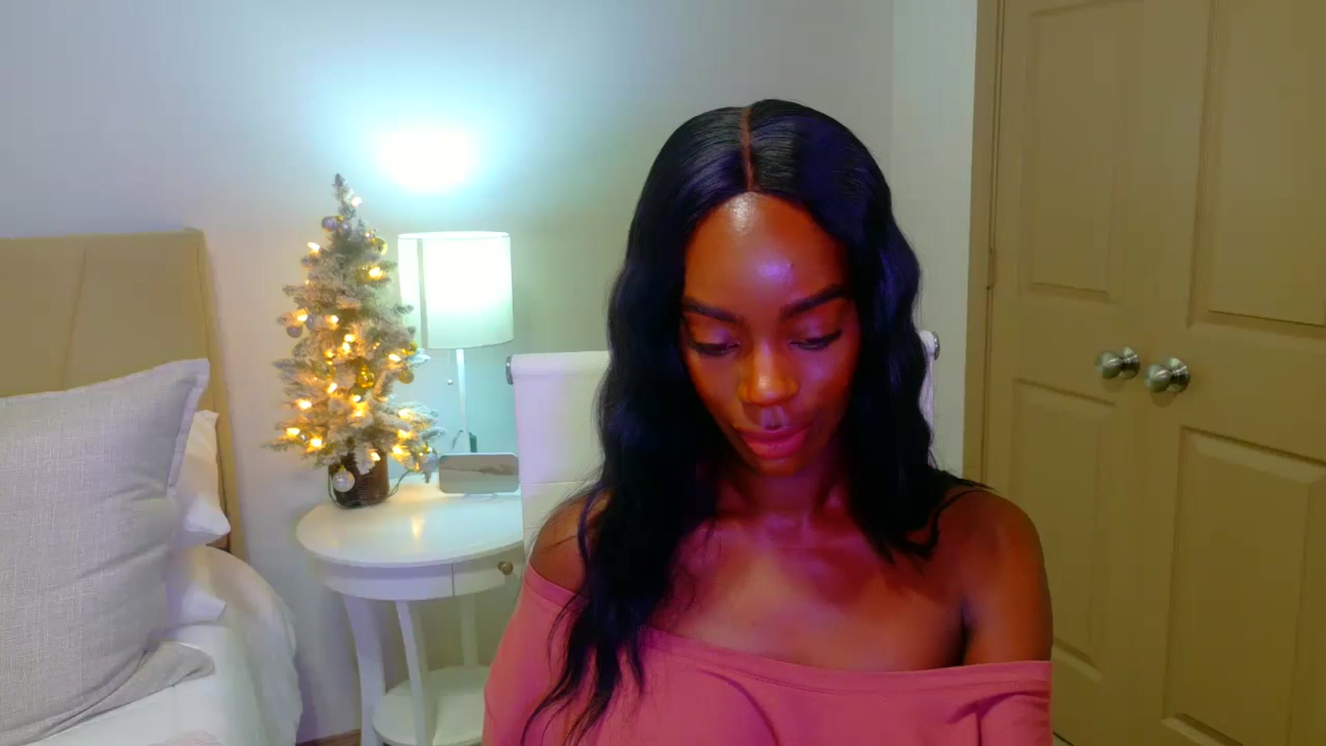 Gallery image thumbnail from Zadira's myfreecams stream on, 12/29/2024, 12:01 image 5 of 20