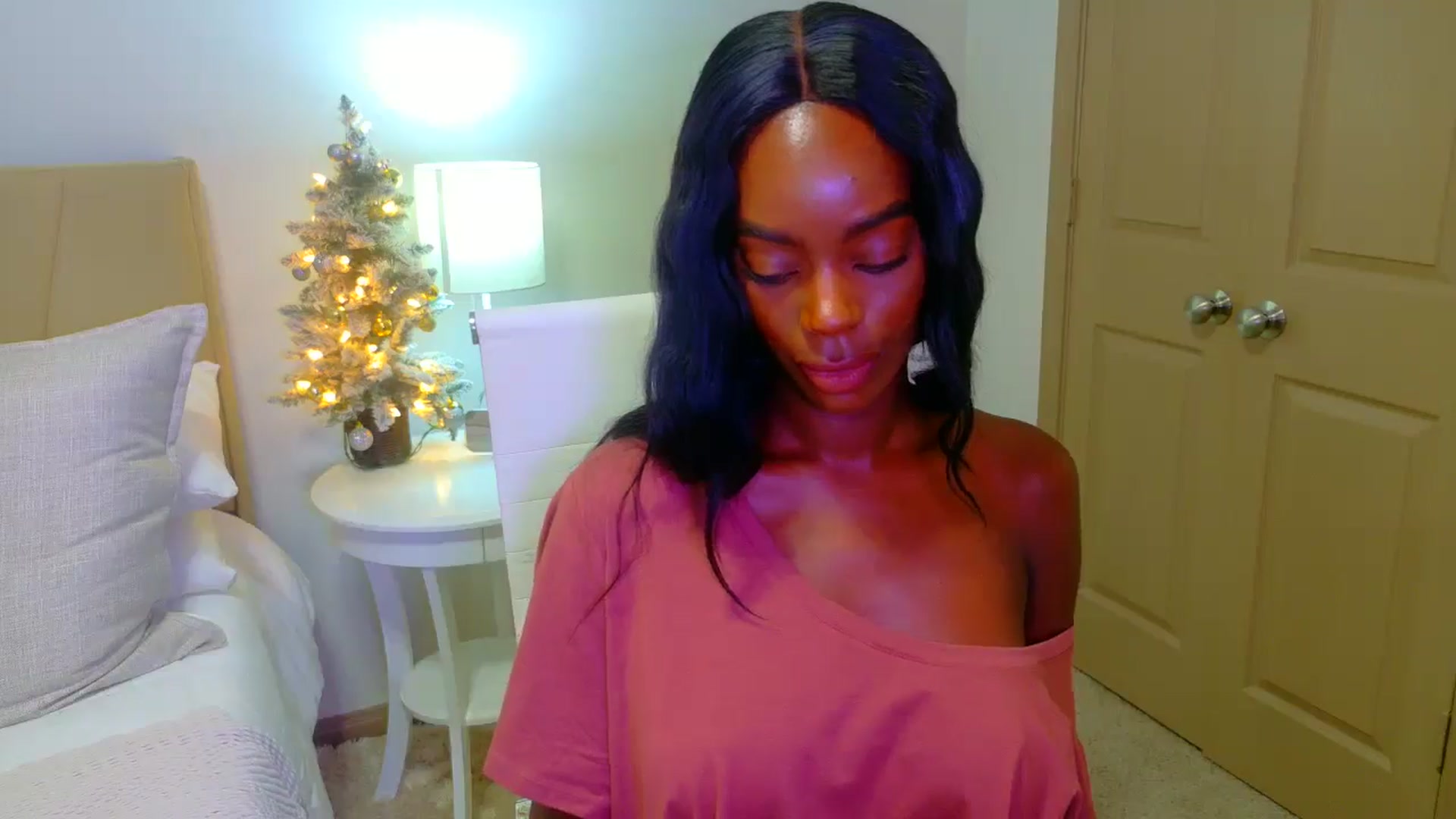 Gallery image thumbnail from Zadira's myfreecams stream on, 12/29/2024, 12:01 image 12 of 20