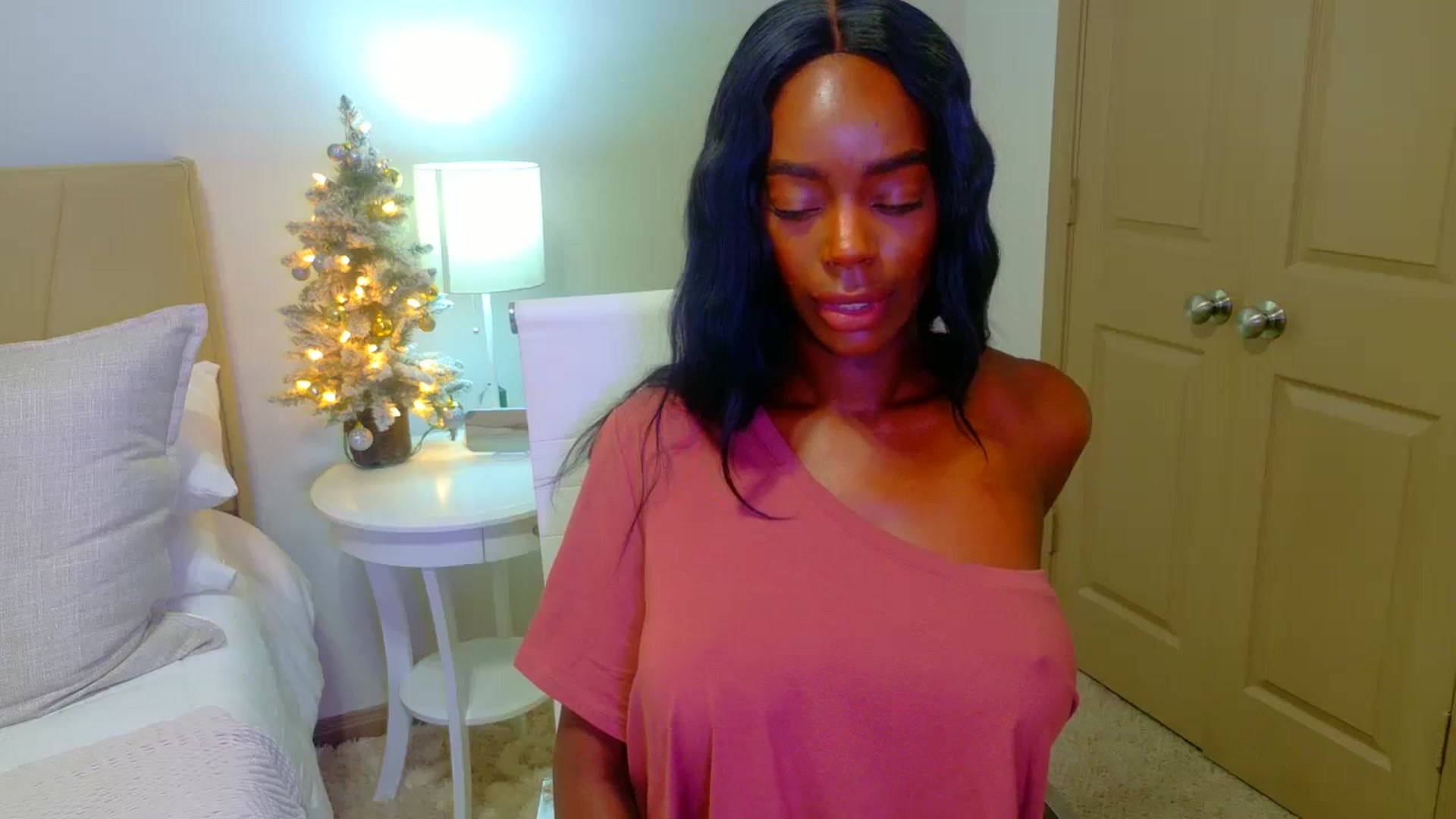 Gallery image thumbnail from Zadira's myfreecams stream on, 12/29/2024, 12:01 image 11 of 20