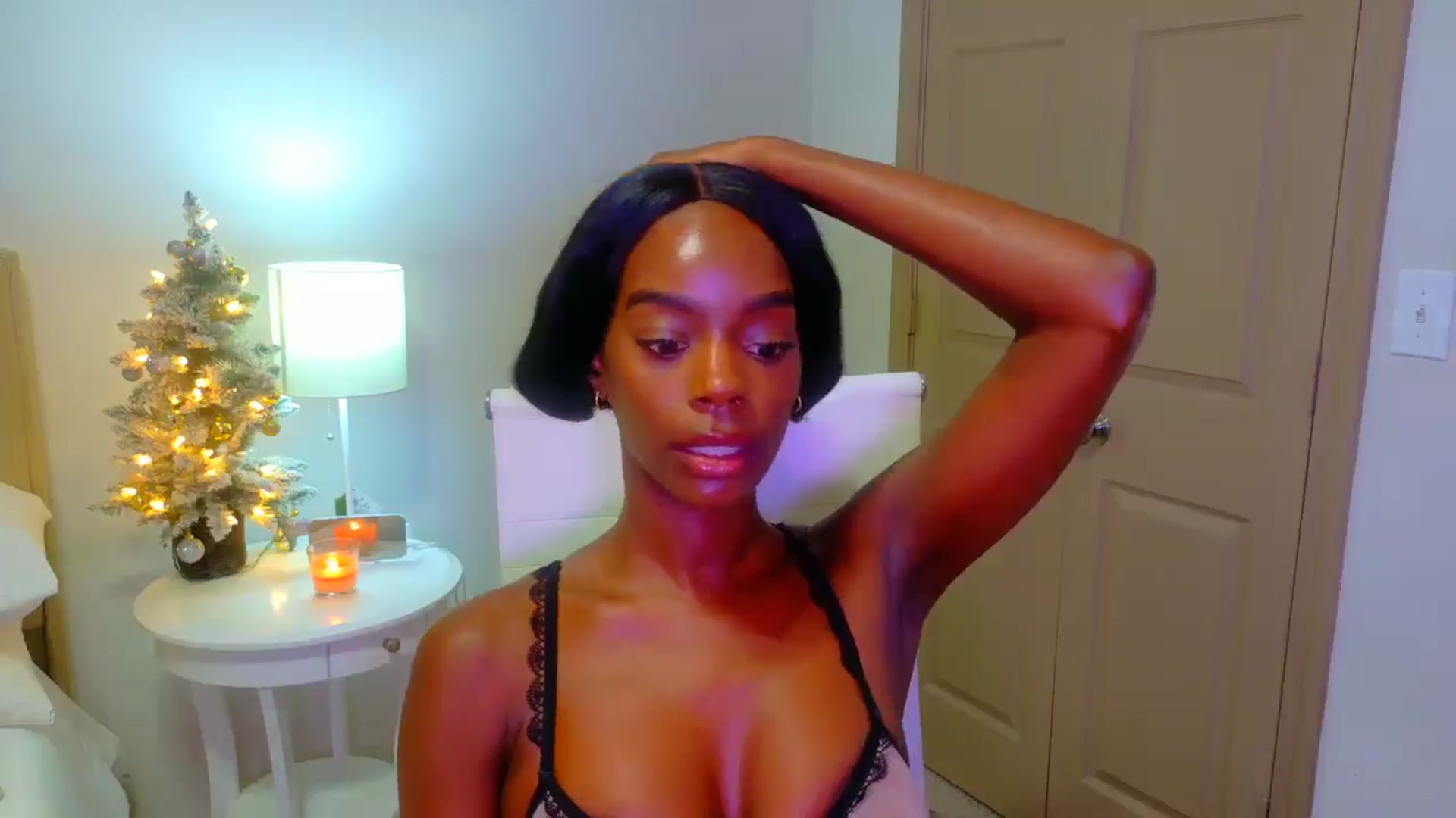 Gallery image thumbnail from Zadira's myfreecams stream on, 01/03/2025, 12:00 image 16 of 20