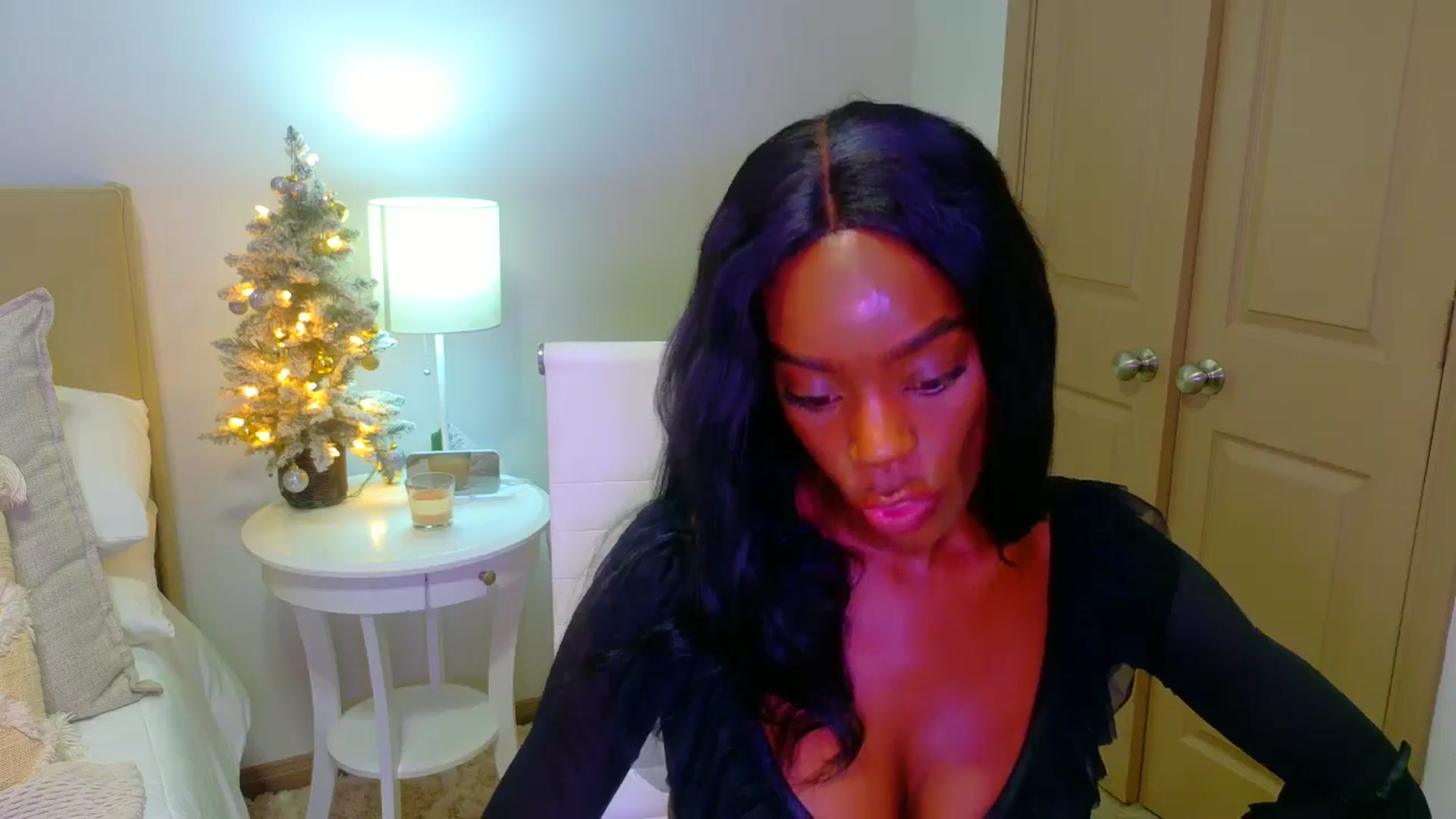 Gallery image thumbnail from Zadira's myfreecams stream on, 01/04/2025, 11:38 image 15 of 20