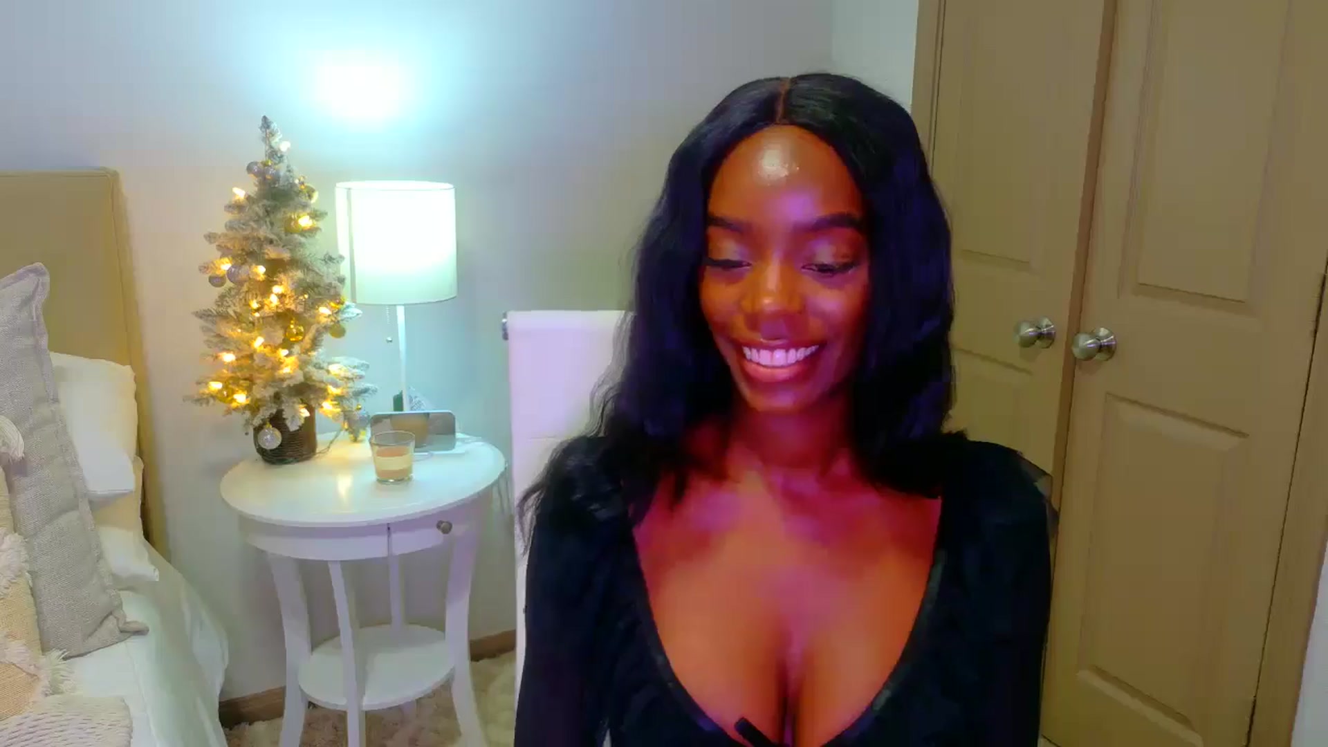Gallery image thumbnail from Zadira's myfreecams stream on, 01/04/2025, 11:38 image 20 of 20