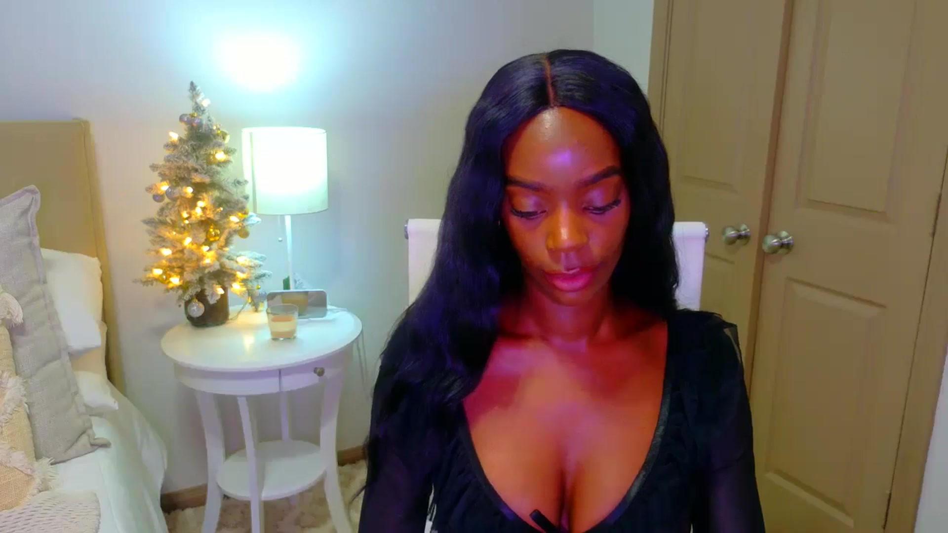 Gallery image thumbnail from Zadira's myfreecams stream on, 01/04/2025, 12:02 image 7 of 20
