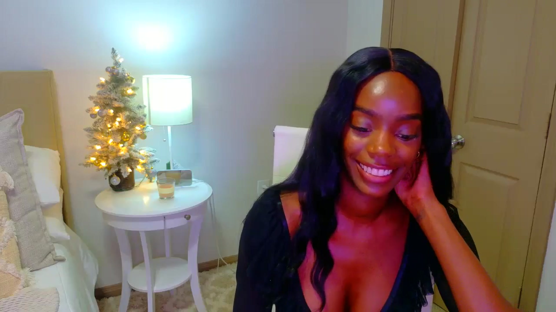 Gallery image thumbnail from Zadira's myfreecams stream on, 01/04/2025, 12:02 image 9 of 20