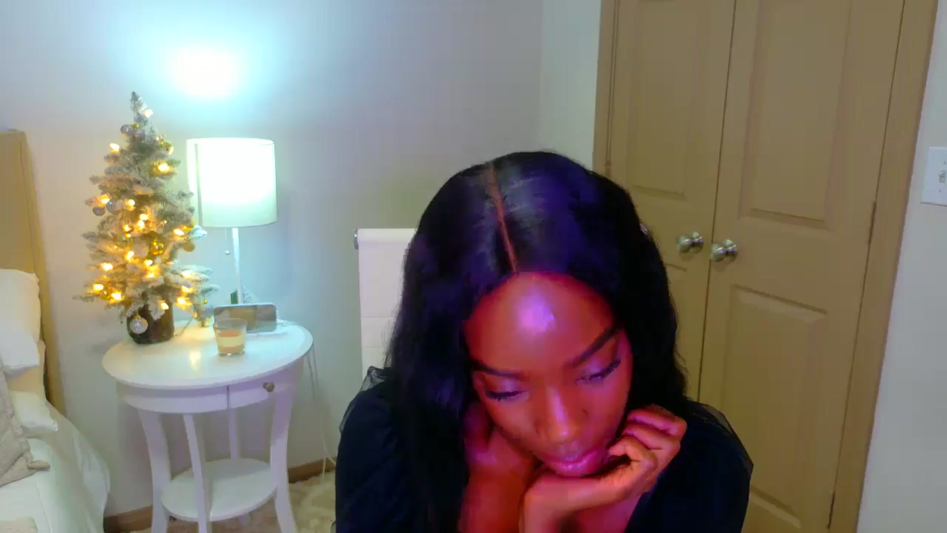 Gallery image thumbnail from Zadira's myfreecams stream on, 01/04/2025, 12:02 image 19 of 20