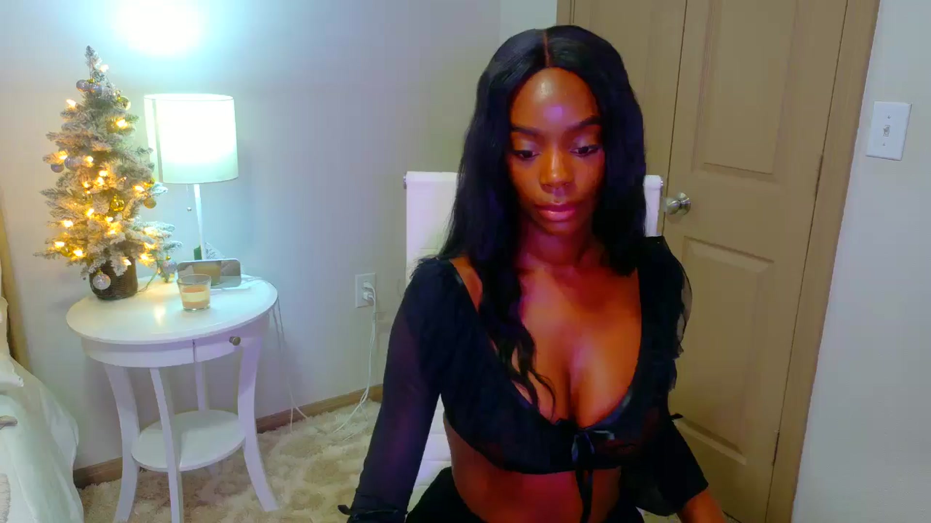 Gallery image thumbnail from Zadira's myfreecams stream on, 01/04/2025, 12:33 image 13 of 20