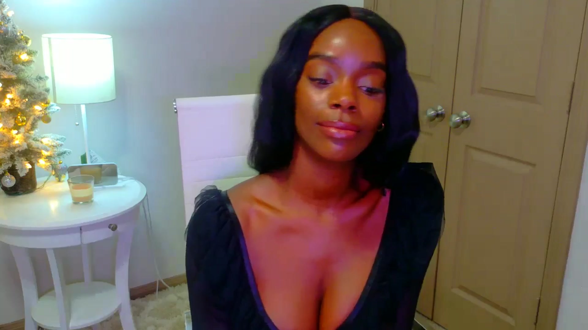 Gallery image thumbnail from Zadira's myfreecams stream on, 01/04/2025, 12:33 image 11 of 20