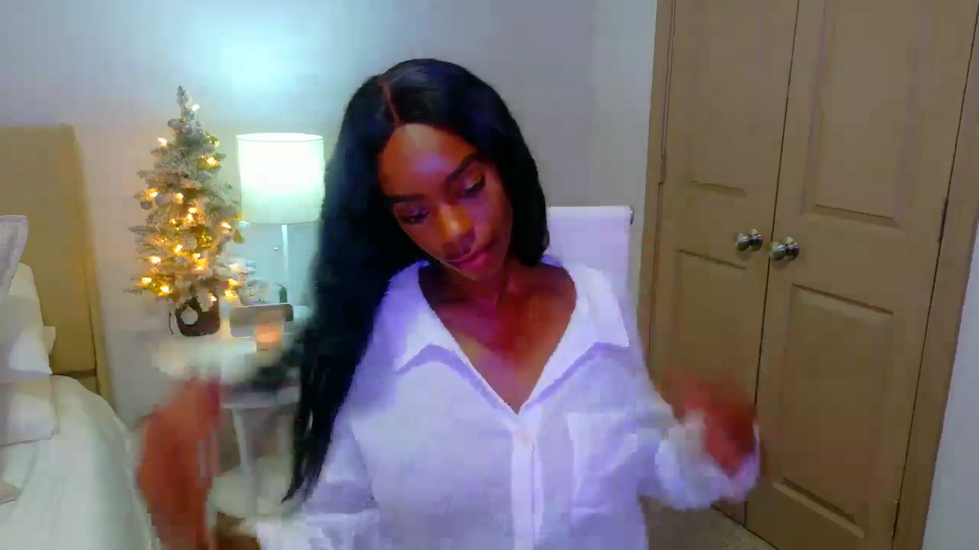 Gallery image thumbnail from Zadira's myfreecams stream on, 01/05/2025, 09:04 image 6 of 20
