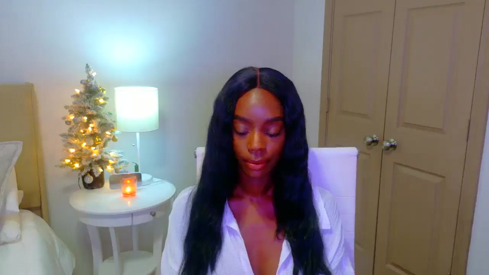 Gallery image thumbnail from Zadira's myfreecams stream on, 01/05/2025, 13:39 image 9 of 20