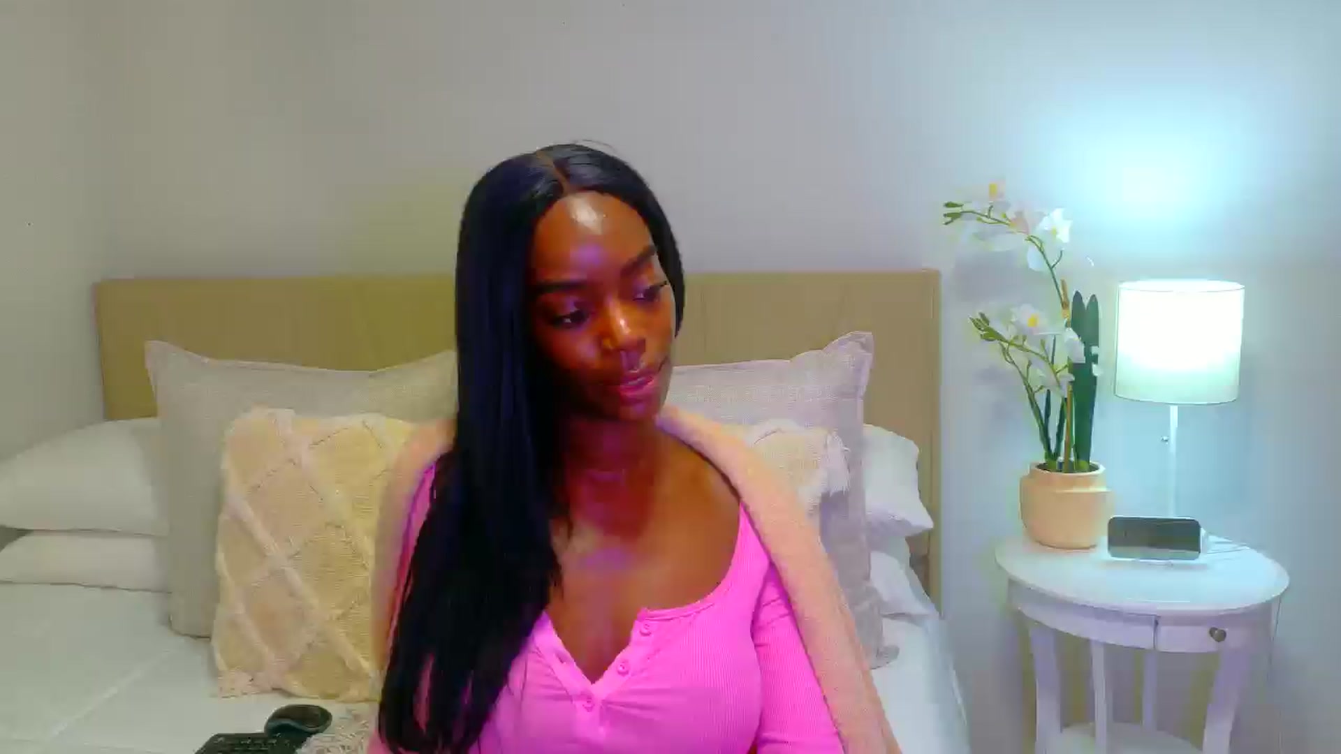 Gallery image thumbnail from Zadira's myfreecams stream on, 01/10/2025, 10:50 image 13 of 20