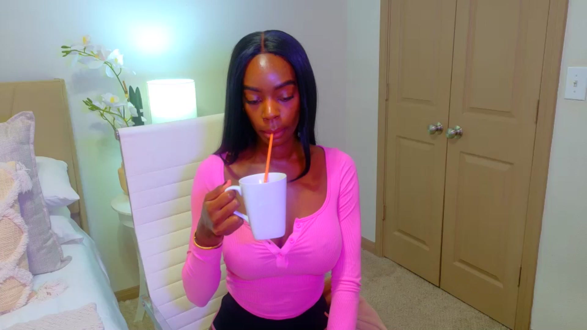 Gallery image thumbnail from Zadira's myfreecams stream on, 01/10/2025, 12:22 image 1 of 20