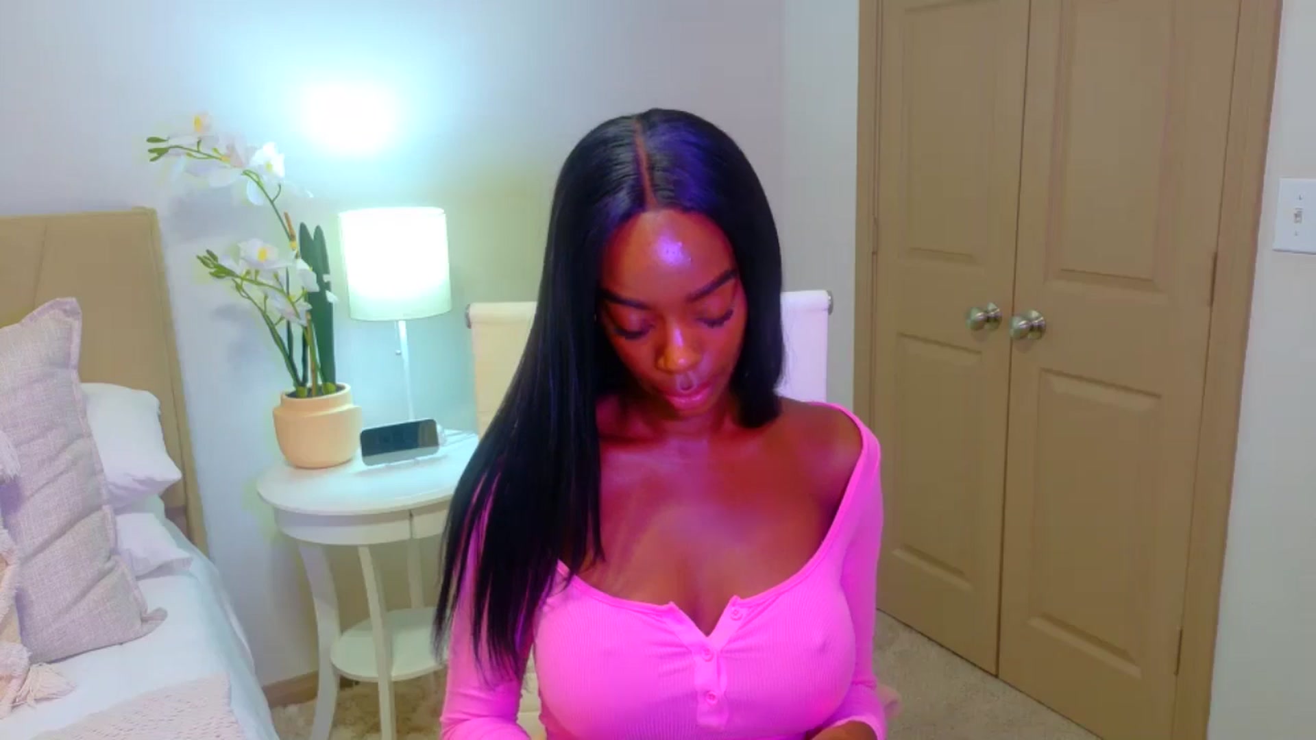 Gallery image thumbnail from Zadira's myfreecams stream on, 01/10/2025, 13:24 image 9 of 20