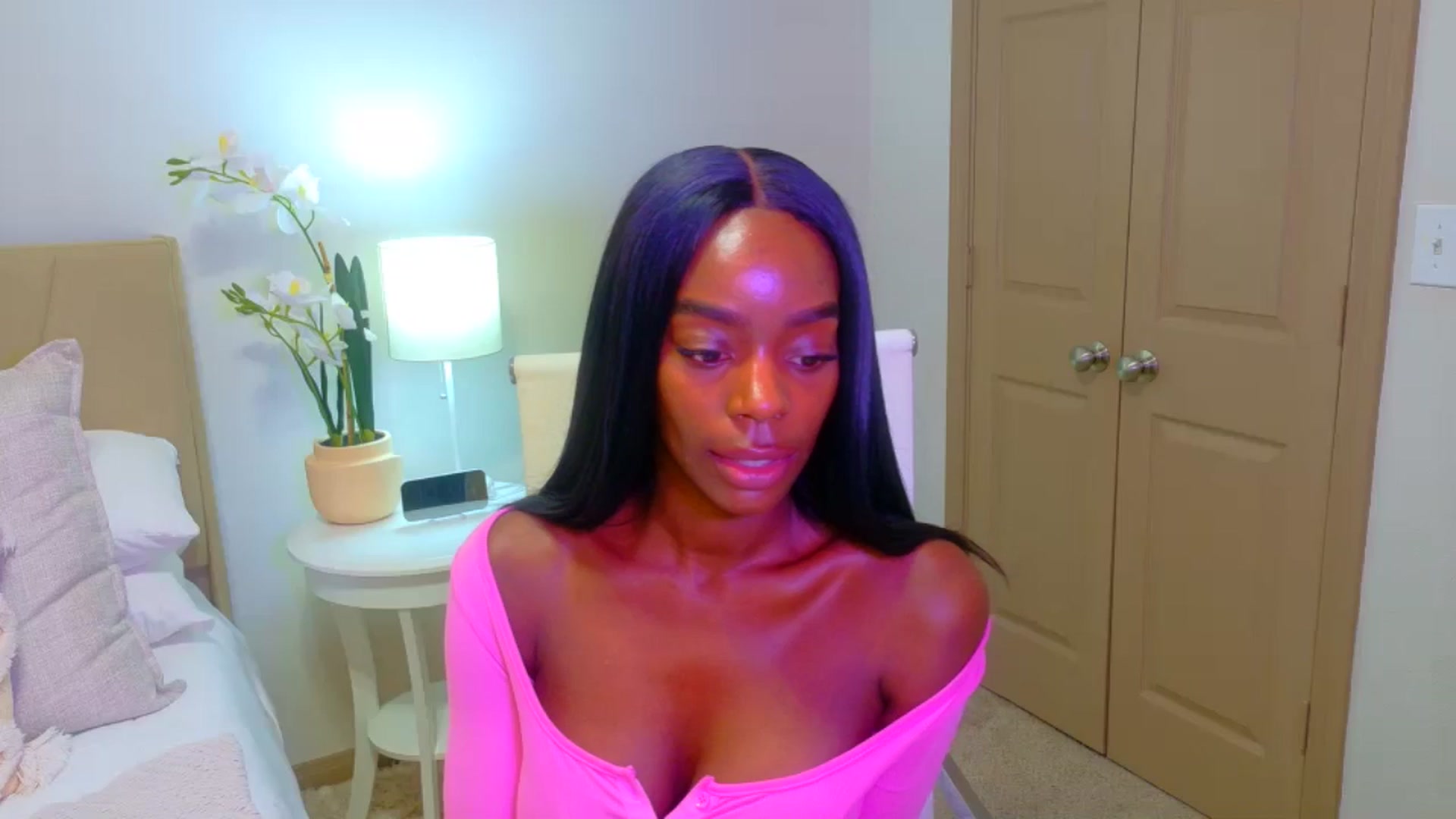 Gallery image thumbnail from Zadira's myfreecams stream on, 01/10/2025, 14:05 image 9 of 20