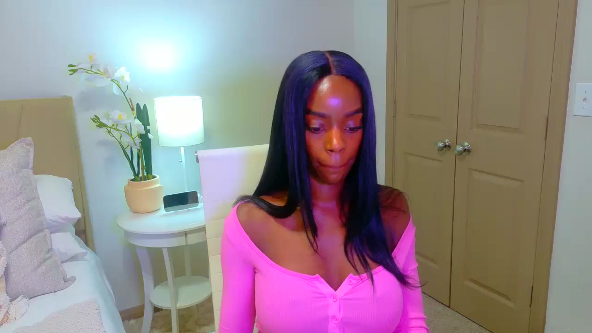 Gallery image thumbnail from Zadira's myfreecams stream on, 01/10/2025, 14:05 image 17 of 20