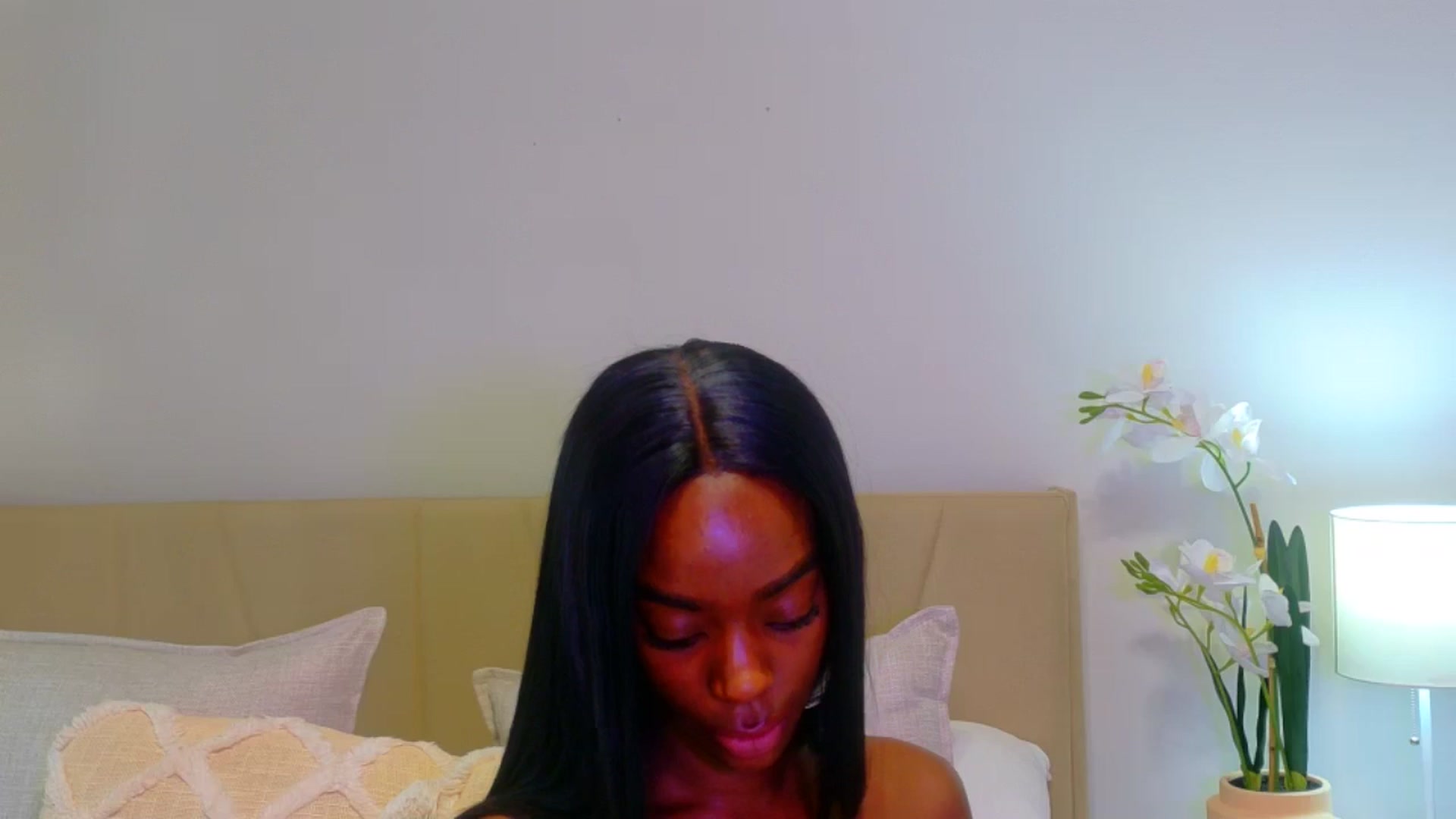 Gallery image thumbnail from Zadira's myfreecams stream on, 01/10/2025, 16:29 image 19 of 20