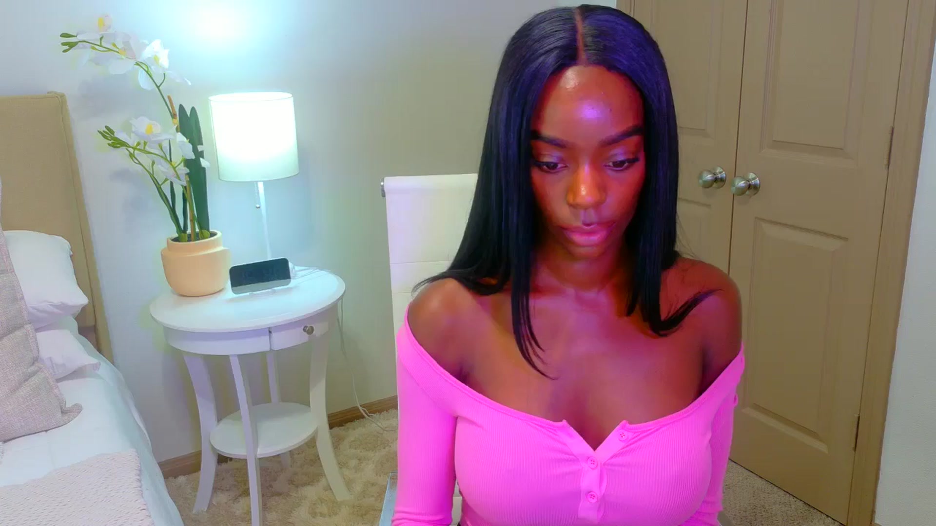 Gallery image thumbnail from Zadira's myfreecams stream on, 01/10/2025, 16:29 image 2 of 20