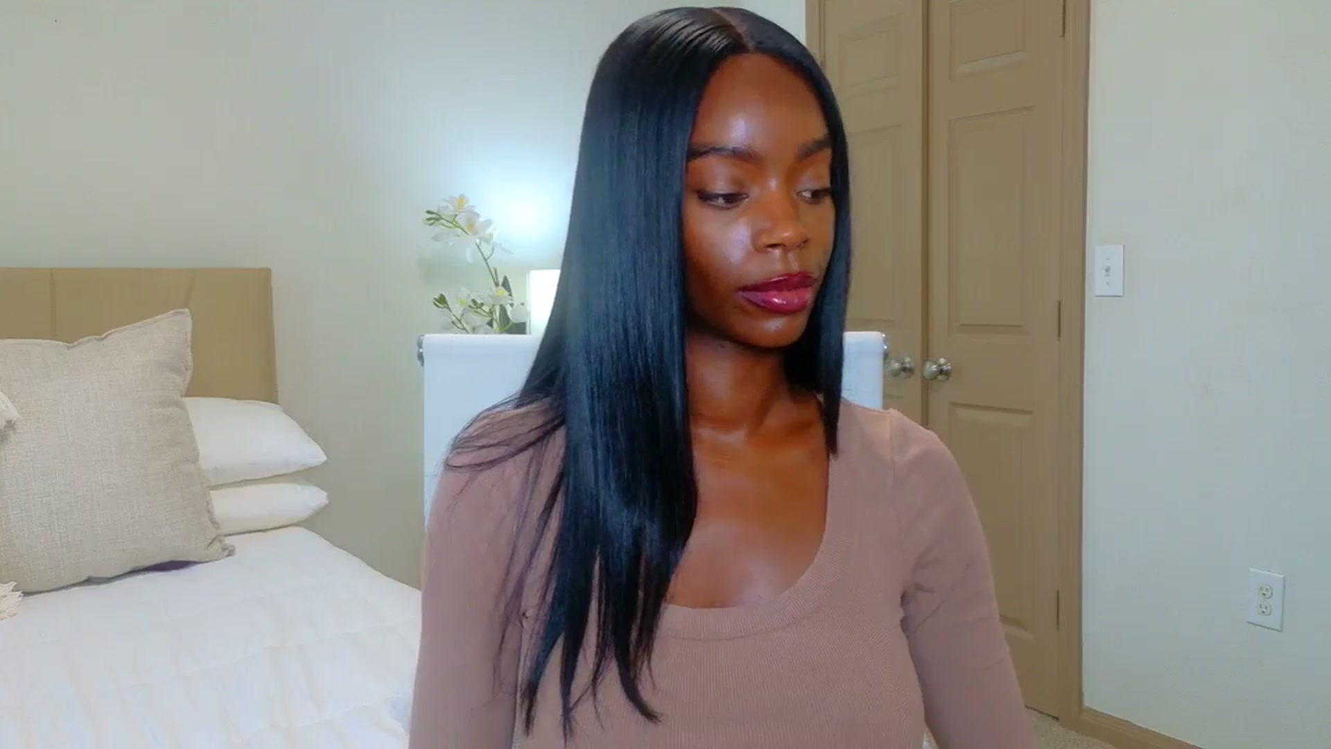 Gallery image thumbnail from Zadira's myfreecams stream on, 01/17/2025, 14:50 image 11 of 20