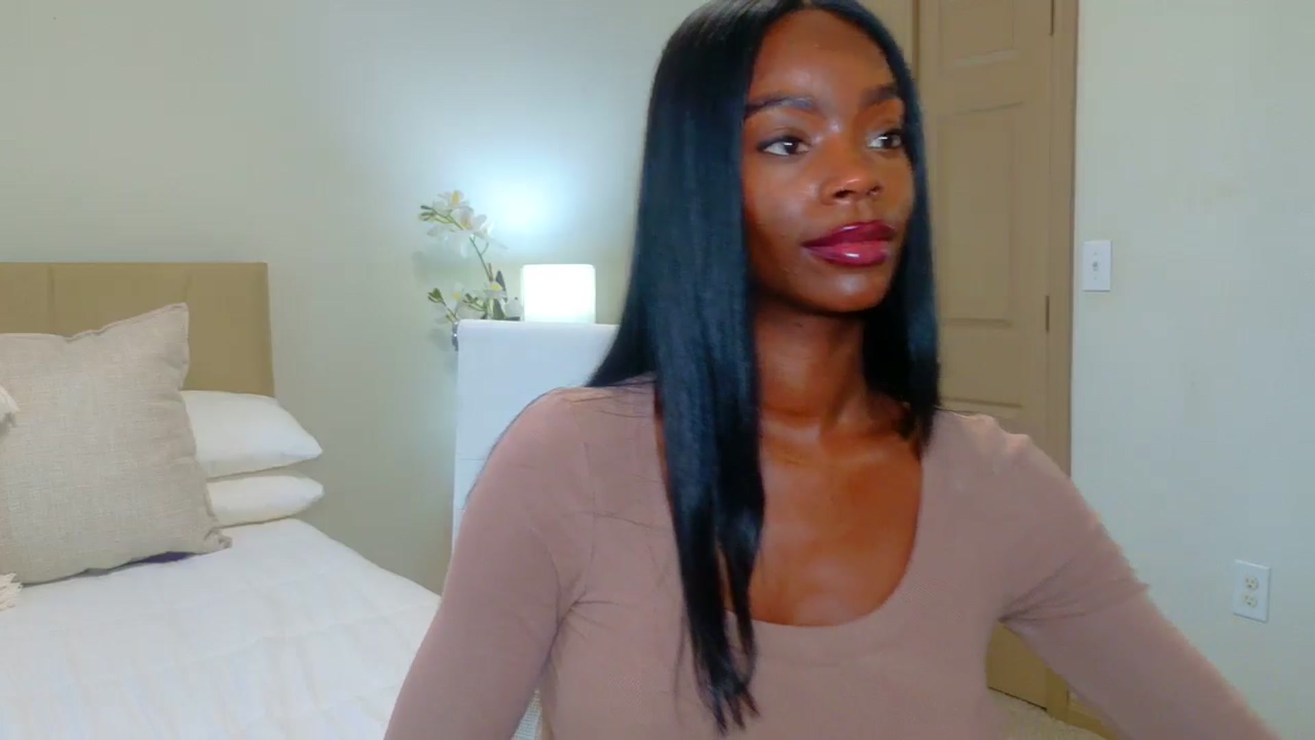 Gallery image thumbnail from Zadira's myfreecams stream on, 01/17/2025, 14:50 image 5 of 20