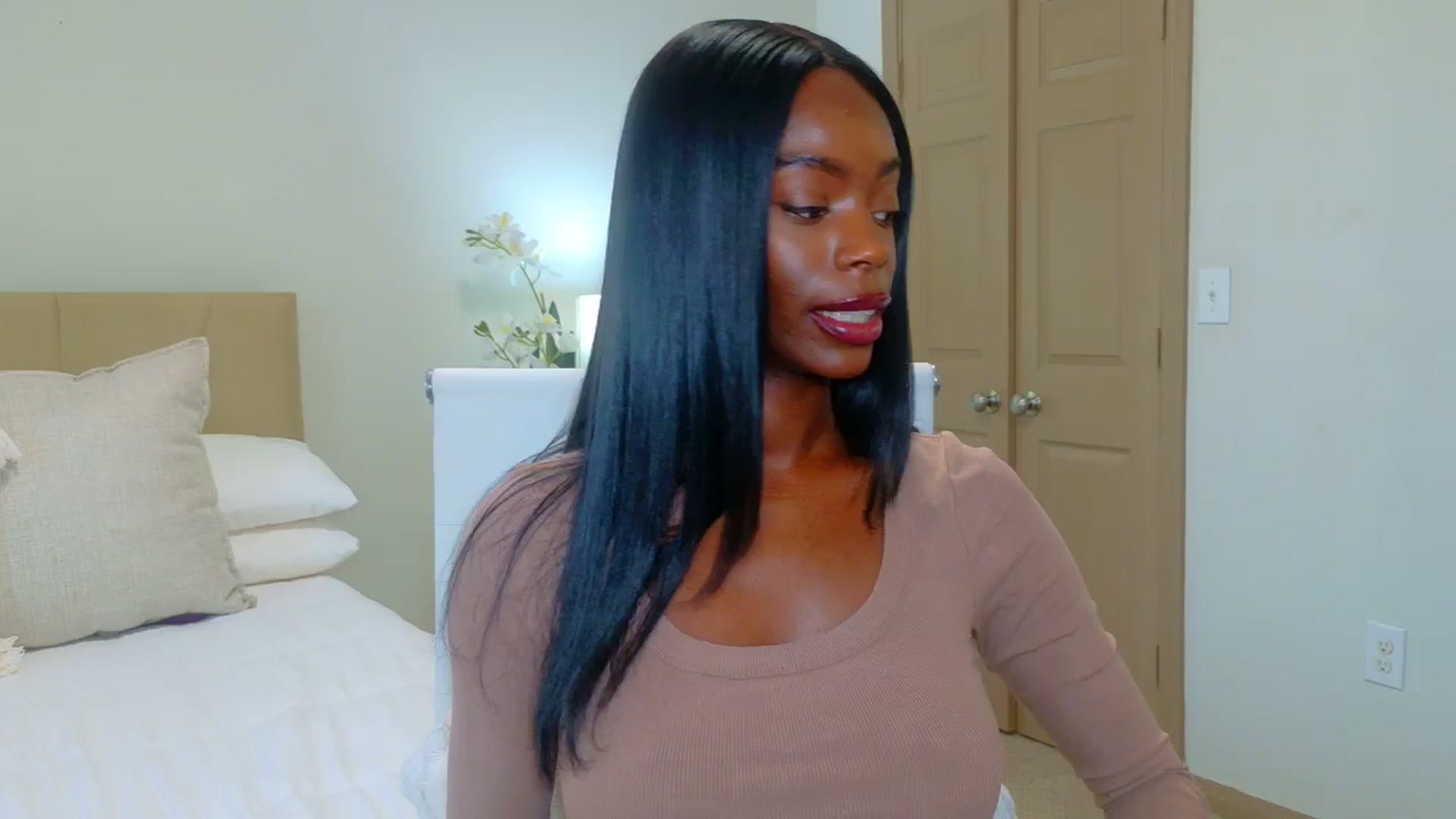 Gallery image thumbnail from Zadira's myfreecams stream on, 01/17/2025, 14:50 image 10 of 20