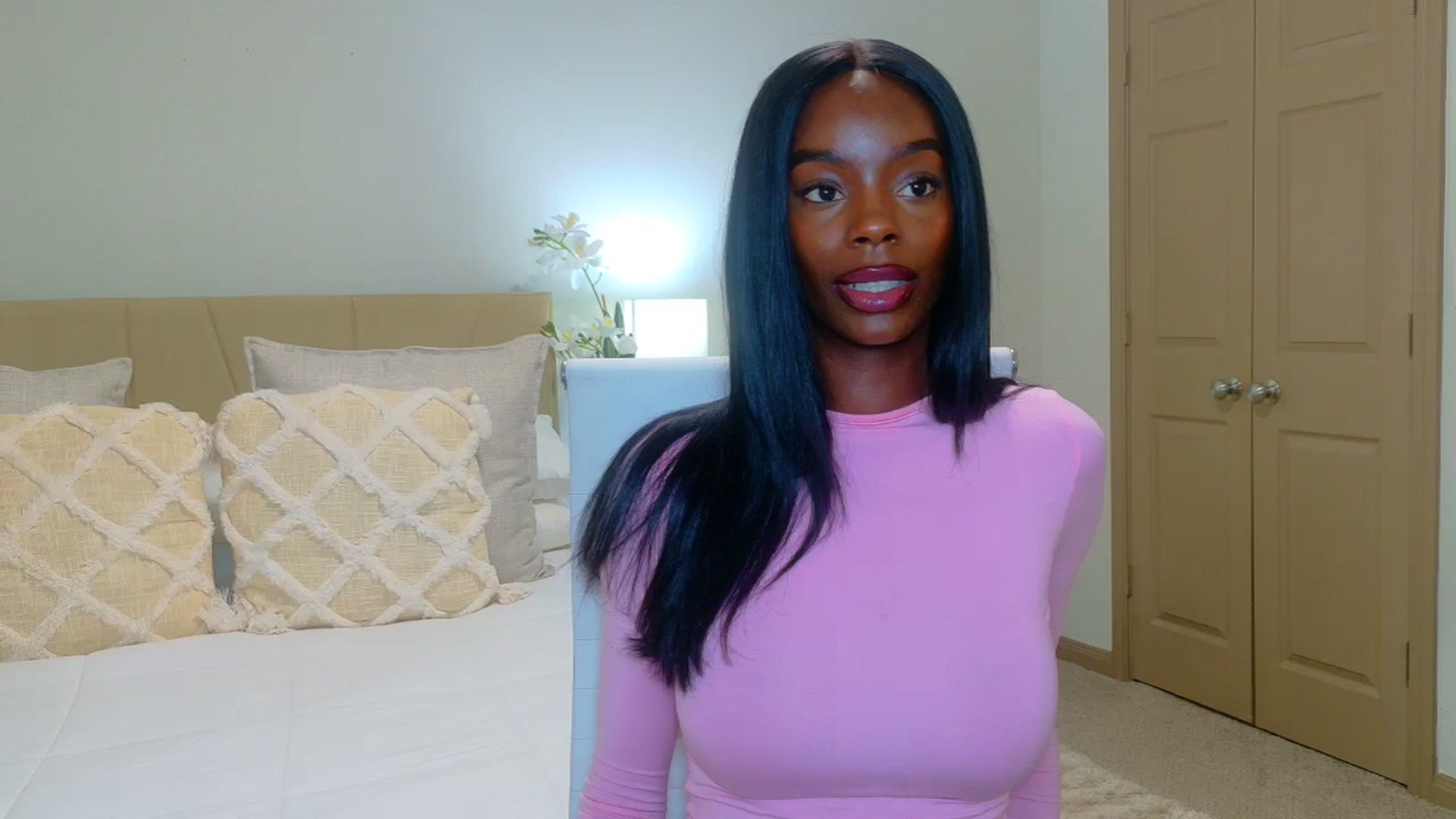 Gallery image thumbnail from Zadira's myfreecams stream on, 01/19/2025, 12:28 image 8 of 20