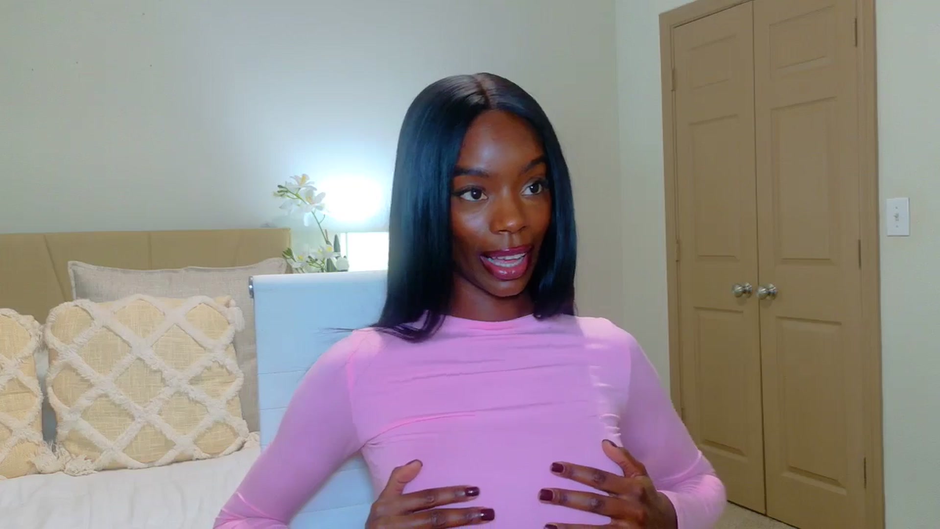 Gallery image thumbnail from Zadira's myfreecams stream on, 01/19/2025, 13:31 image 9 of 20