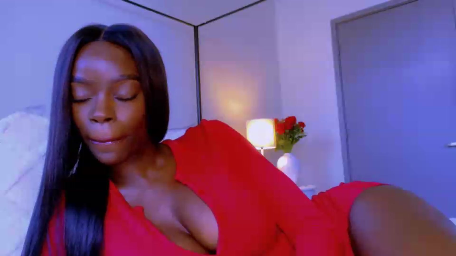 Gallery image thumbnail from Zadira's myfreecams stream on, 06/11/2026, 17:32 image 7 of 20