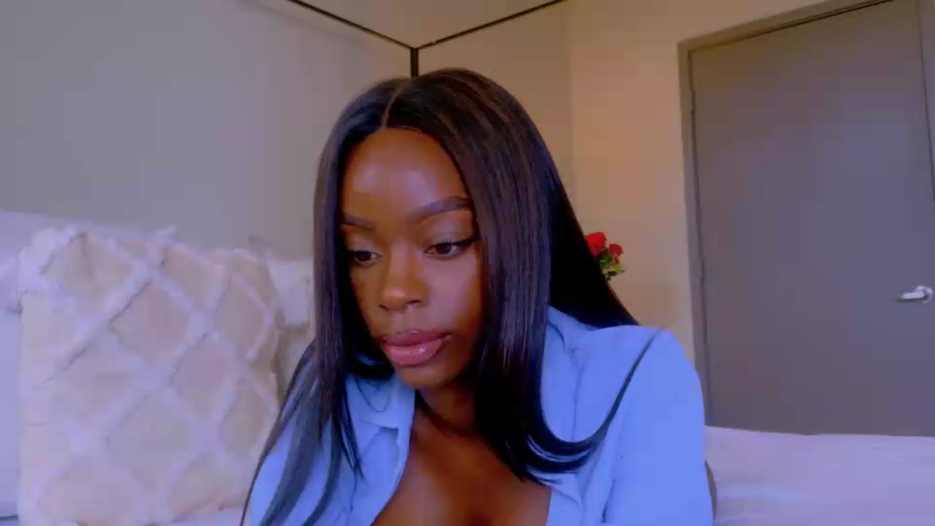 Gallery image thumbnail from Zadira's myfreecams stream on, 06/11/2026, 19:08 image 6 of 20