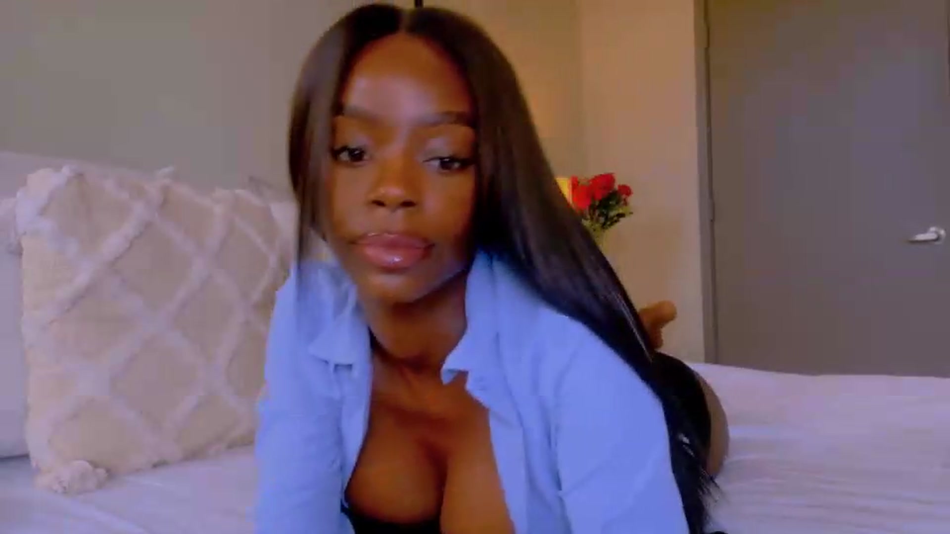 Gallery image thumbnail from Zadira's myfreecams stream on, 06/11/2026, 19:08 image 3 of 20