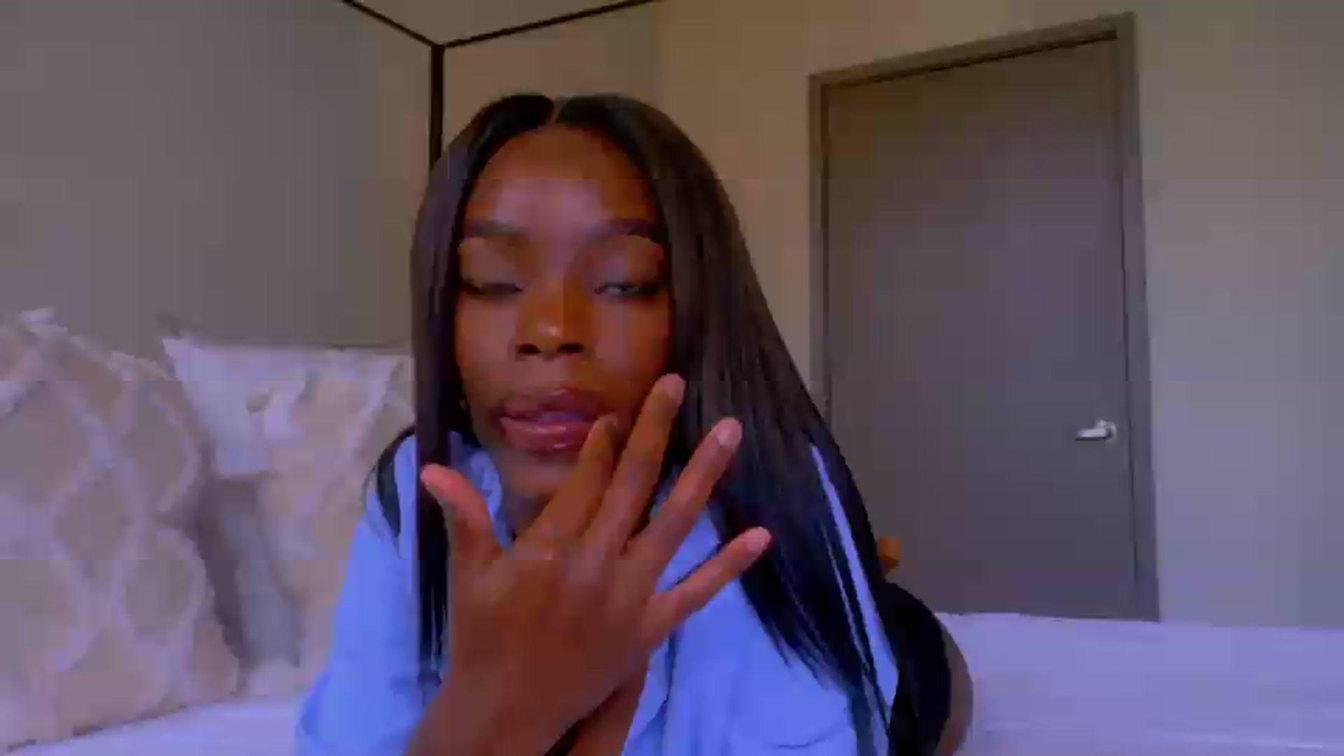 Gallery image thumbnail from Zadira's myfreecams stream on, 06/11/2026, 21:27 image 6 of 20