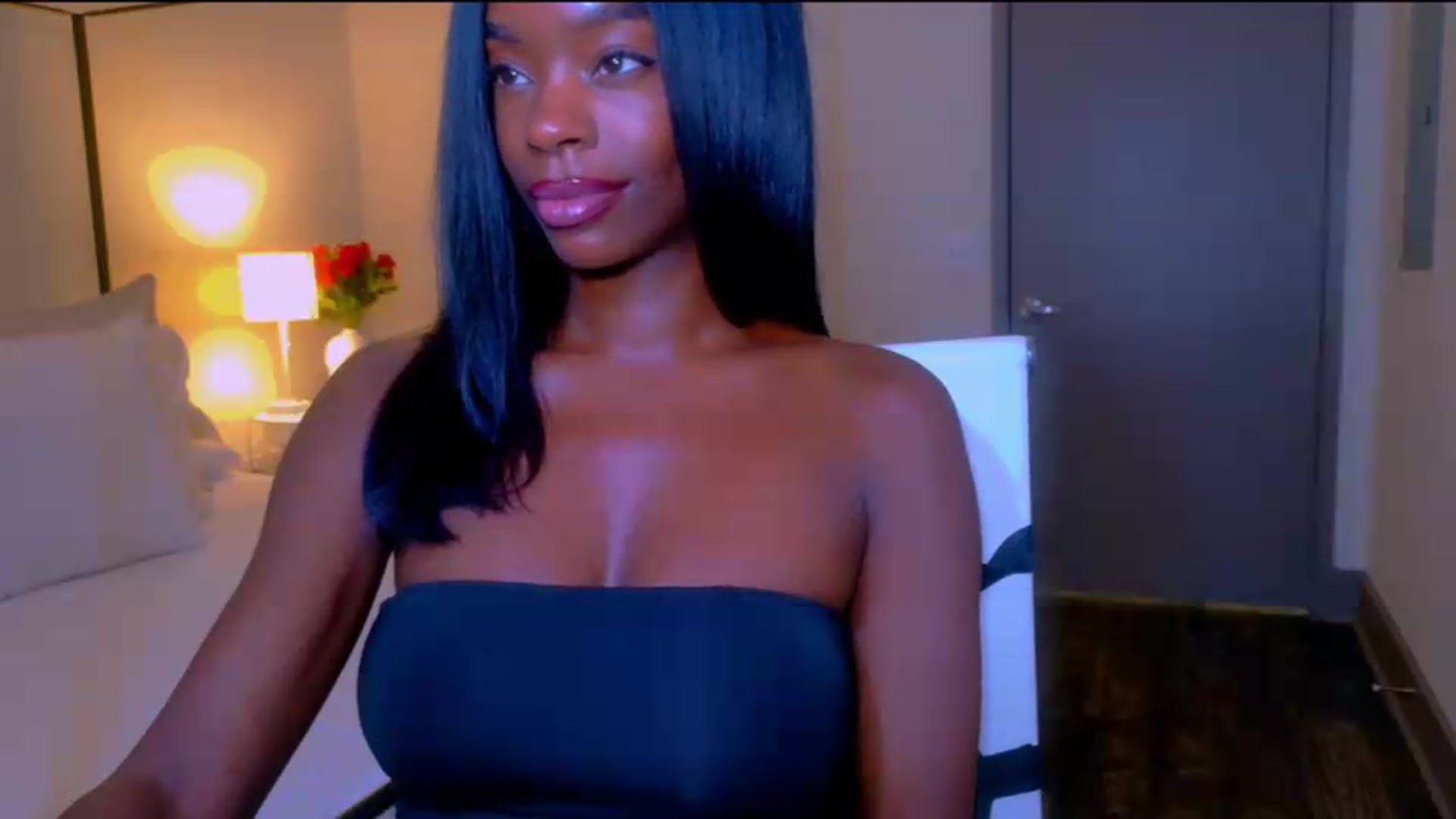 Gallery image thumbnail from Zadira's myfreecams stream on, 06/19/2026, 02:21 image 2 of 20