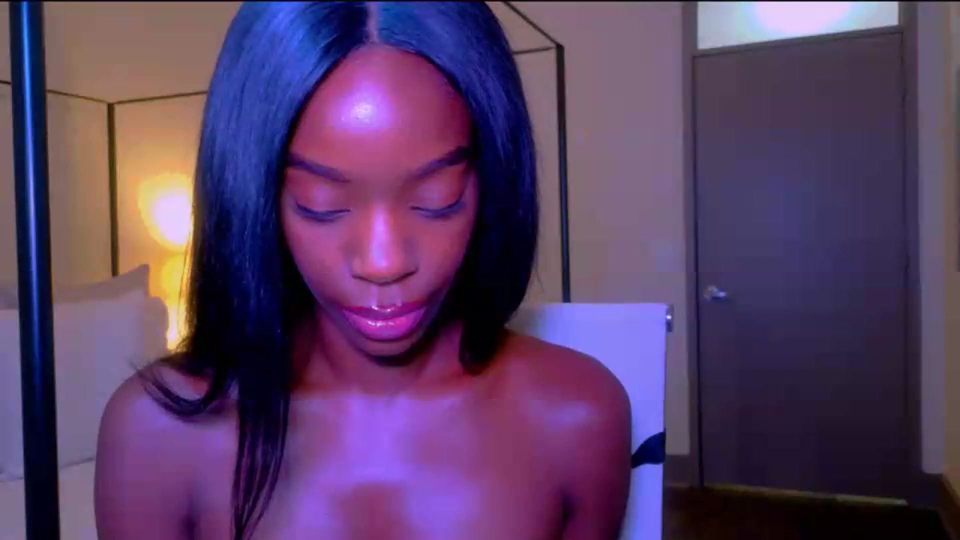 Gallery image thumbnail from Zadira's myfreecams stream on, 06/19/2026, 04:42 image 18 of 20