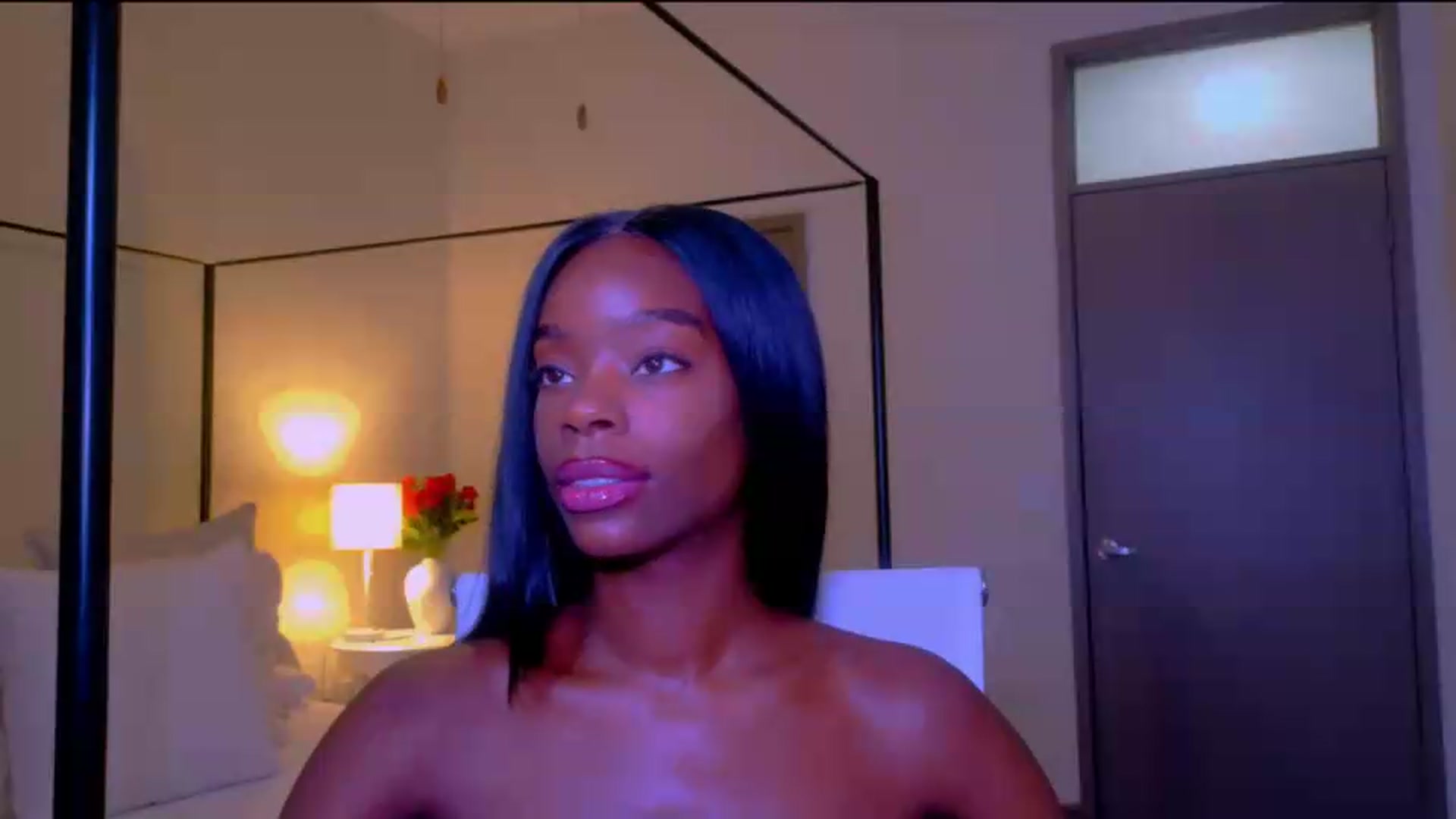 Gallery image thumbnail from Zadira's myfreecams stream on, 06/19/2026, 04:42 image 6 of 20