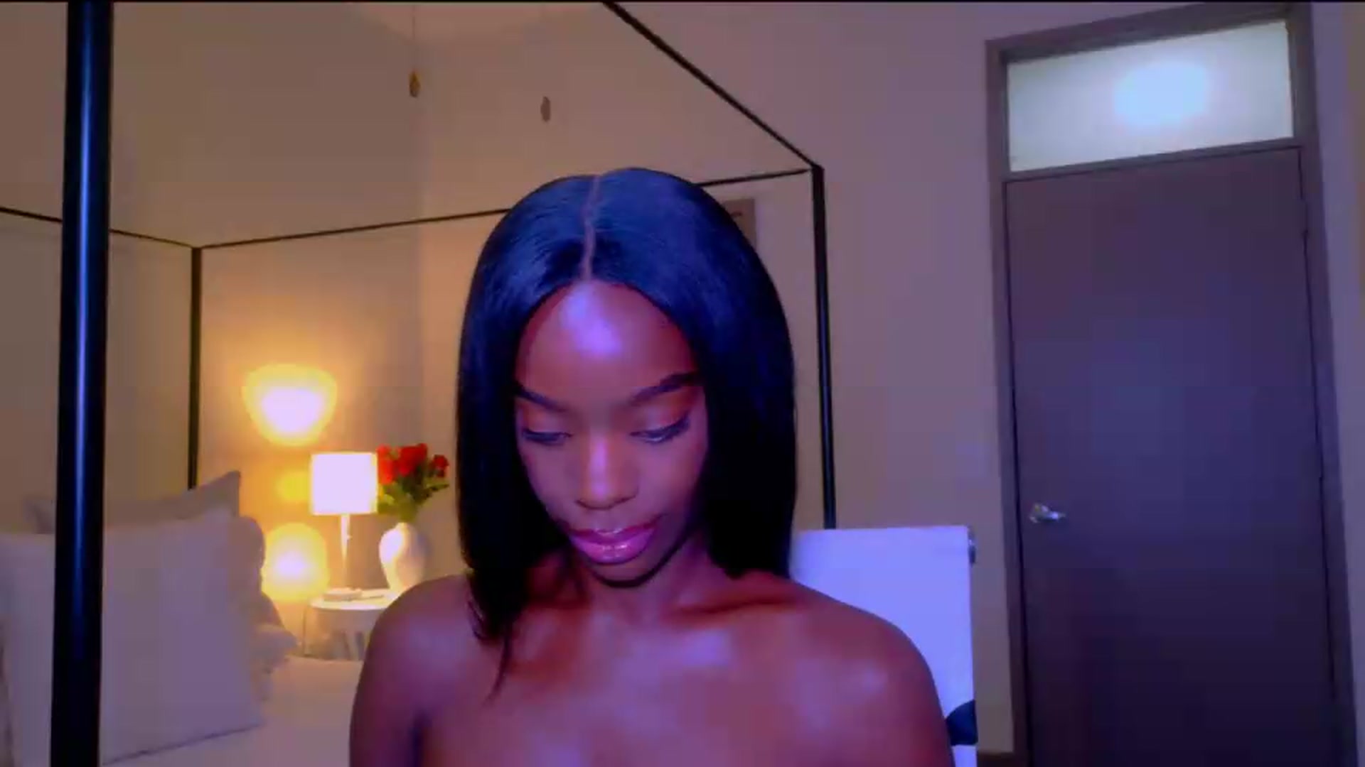 Gallery image thumbnail from Zadira's myfreecams stream on, 06/19/2026, 04:42 image 4 of 20