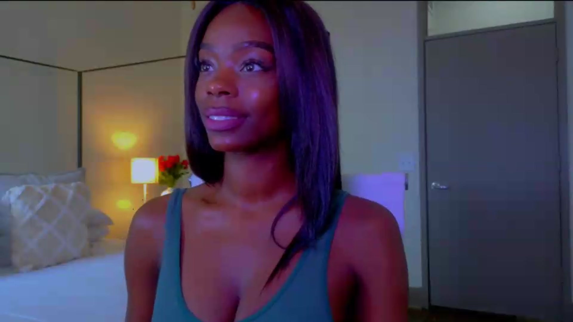 Gallery image thumbnail from Zadira's myfreecams stream on, 06/19/2026, 17:38 image 19 of 20
